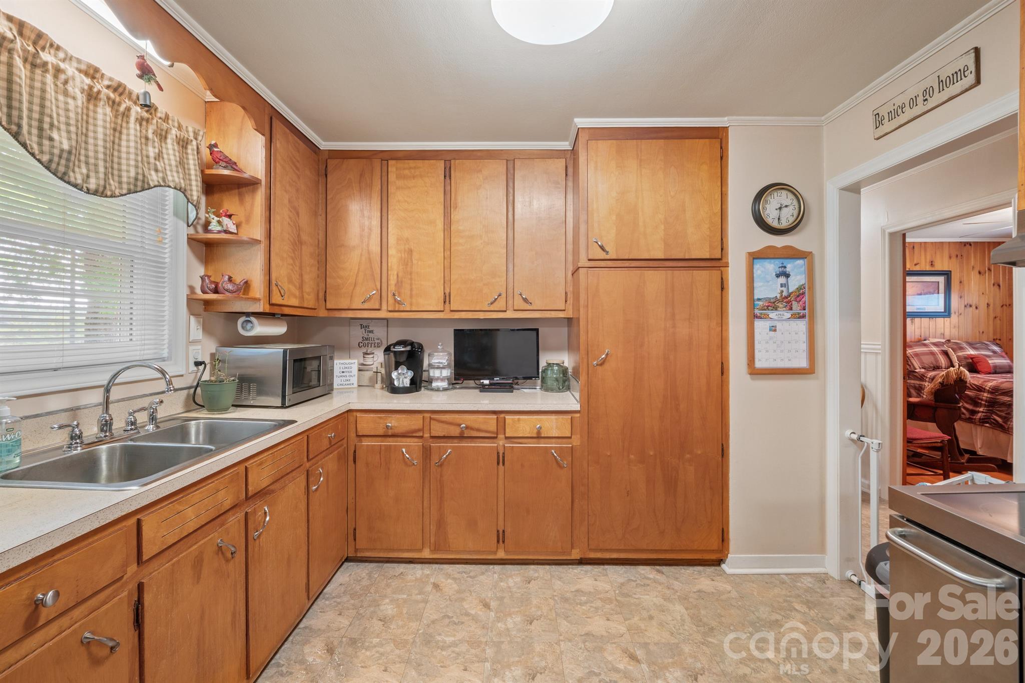 2359 Hendrix Road — Maiden