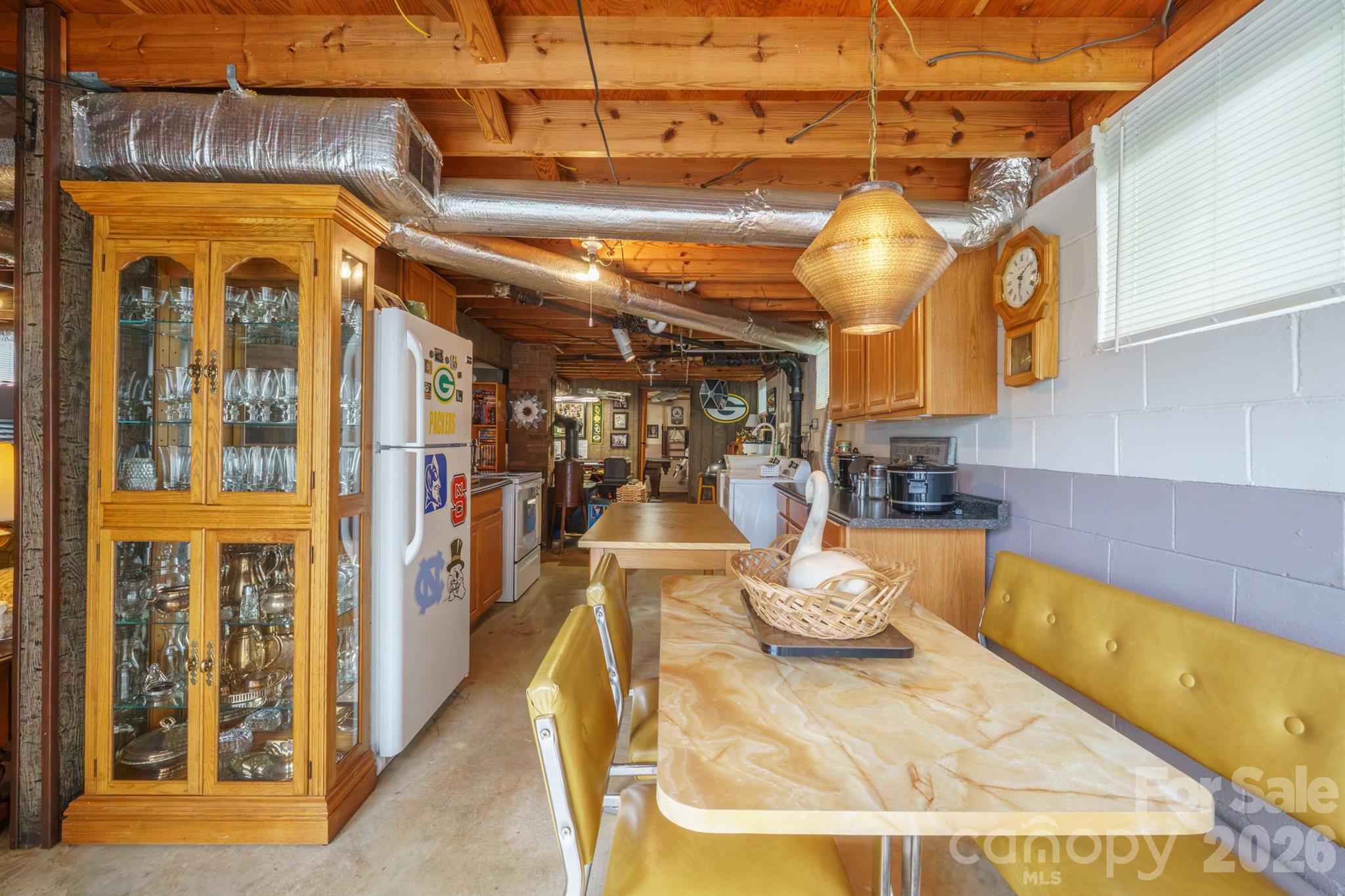 2359 Hendrix Road — Maiden
