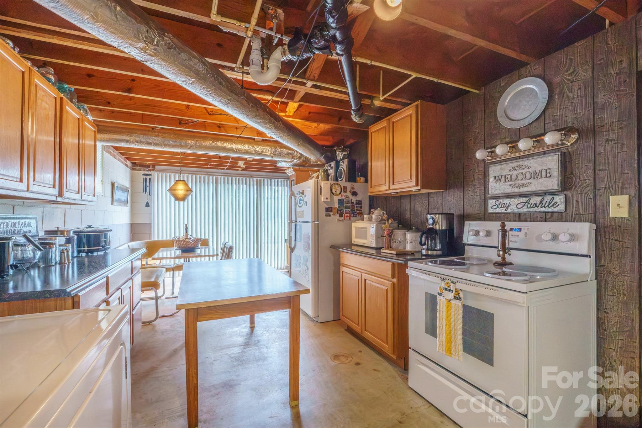 2359 Hendrix Road — Maiden
