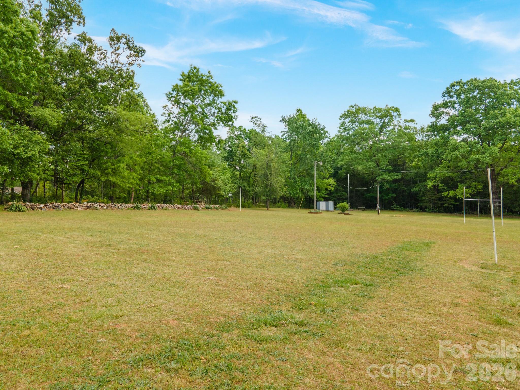 2359 Hendrix Road — Maiden