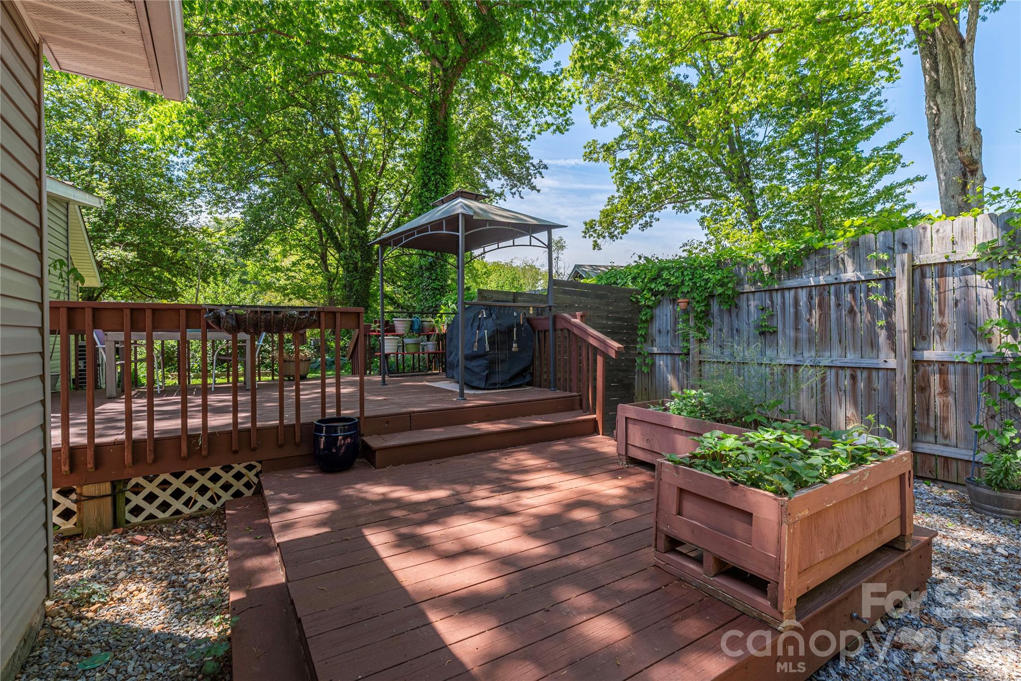 14 Murray Lane — Asheville