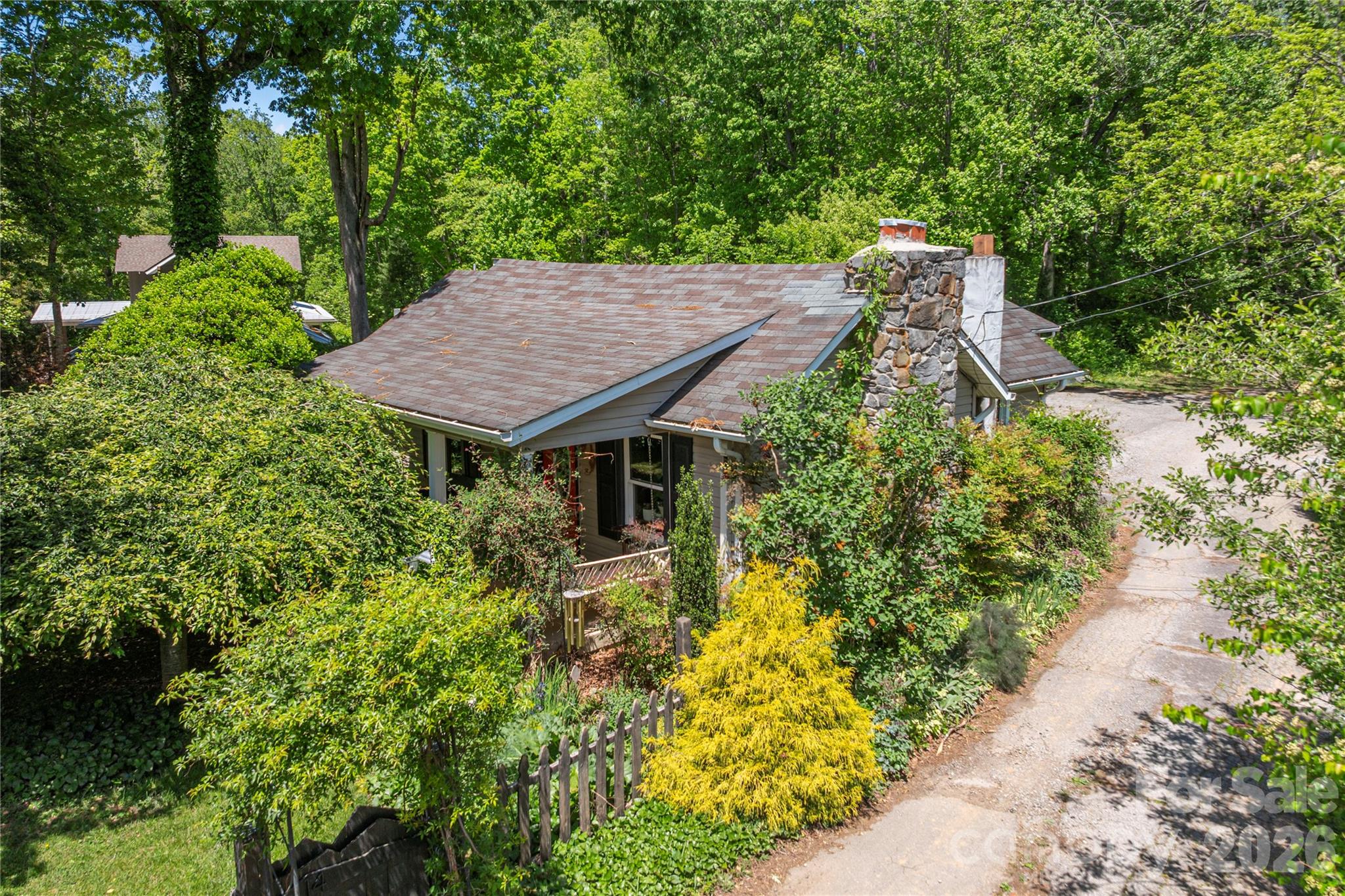 14 Murray Lane — Asheville