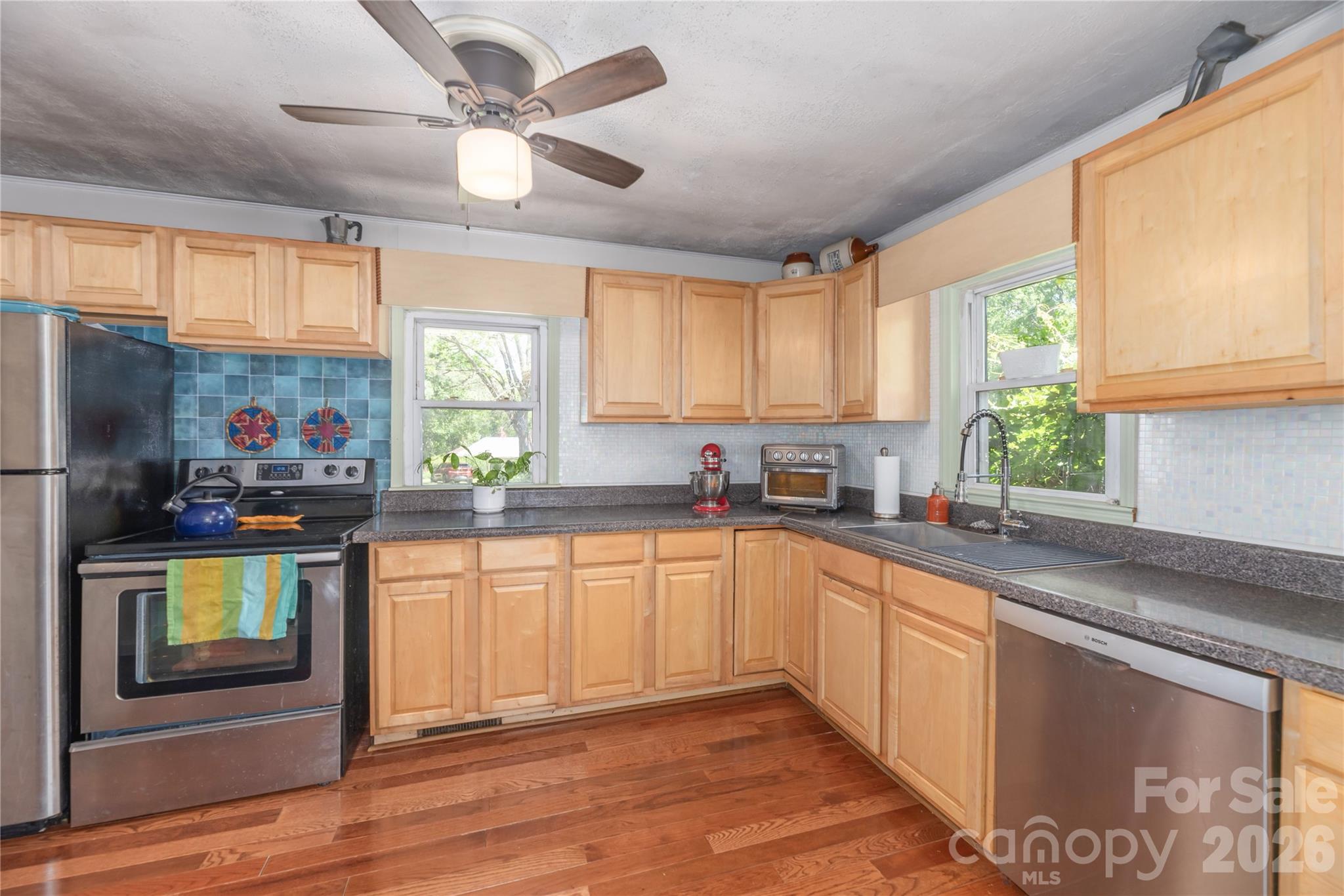 14 Murray Lane — Asheville