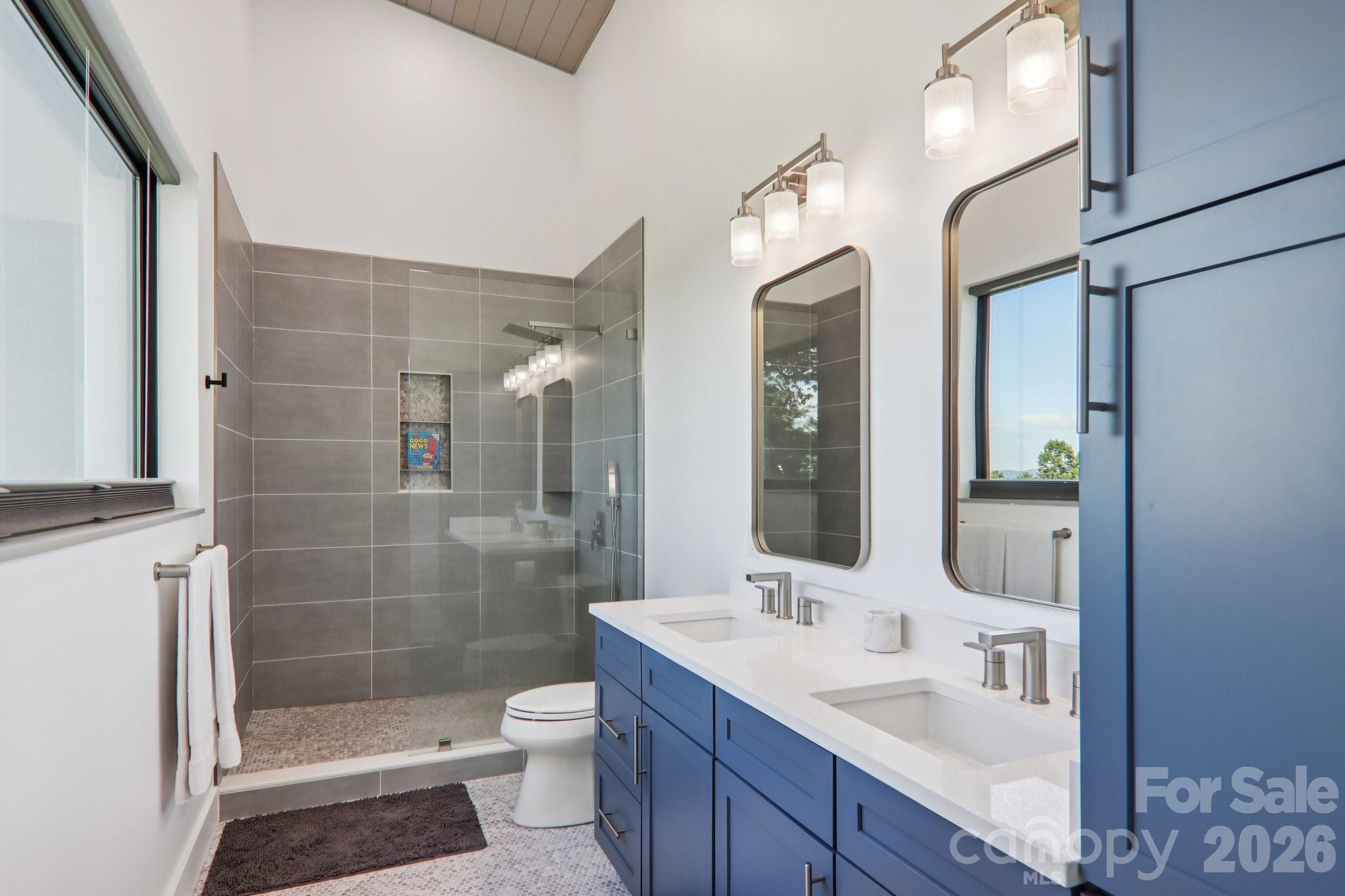 55 Laurel Spring Lane — Hendersonville