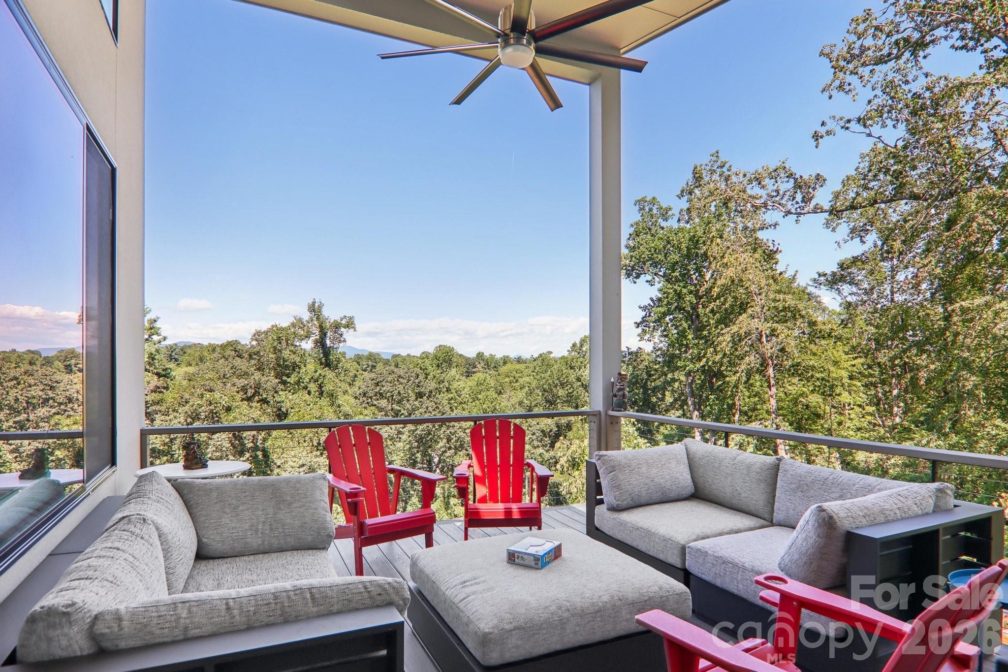 55 Laurel Spring Lane — Hendersonville