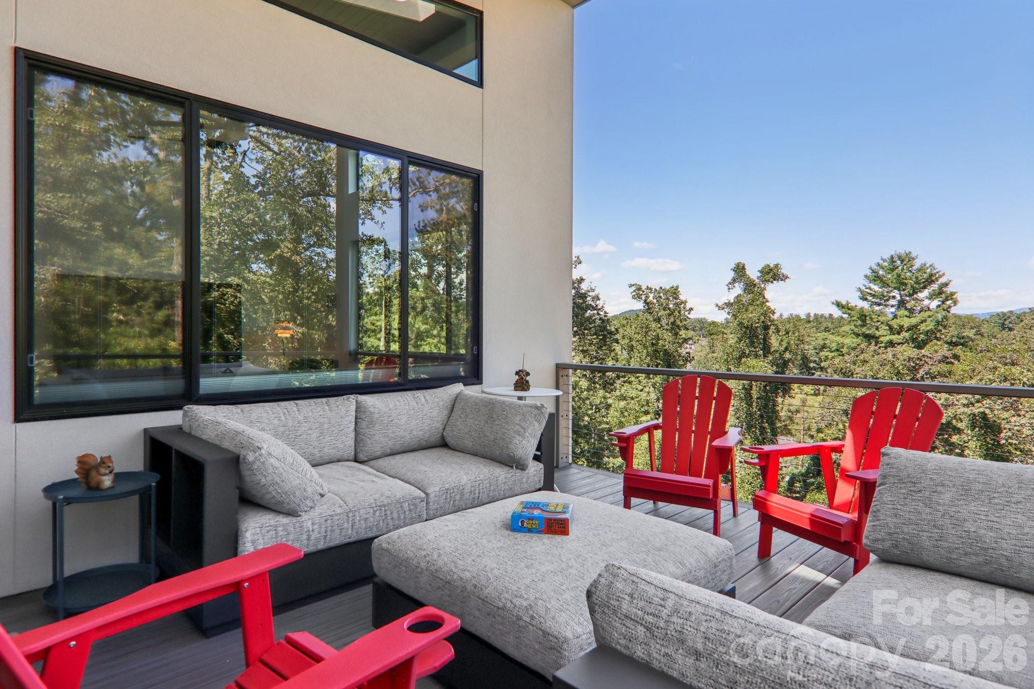 55 Laurel Spring Lane — Hendersonville