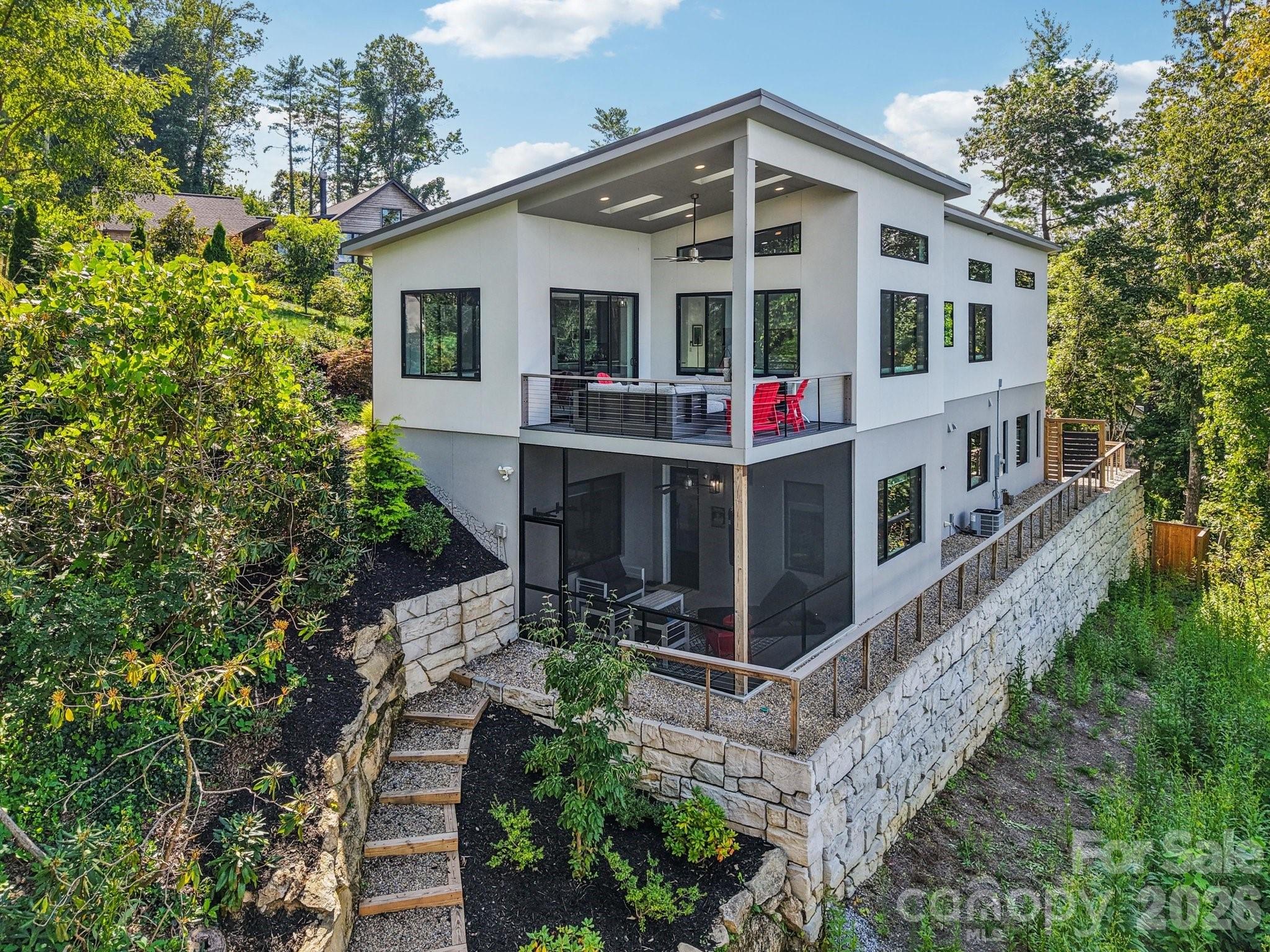 55 Laurel Spring Lane — Hendersonville