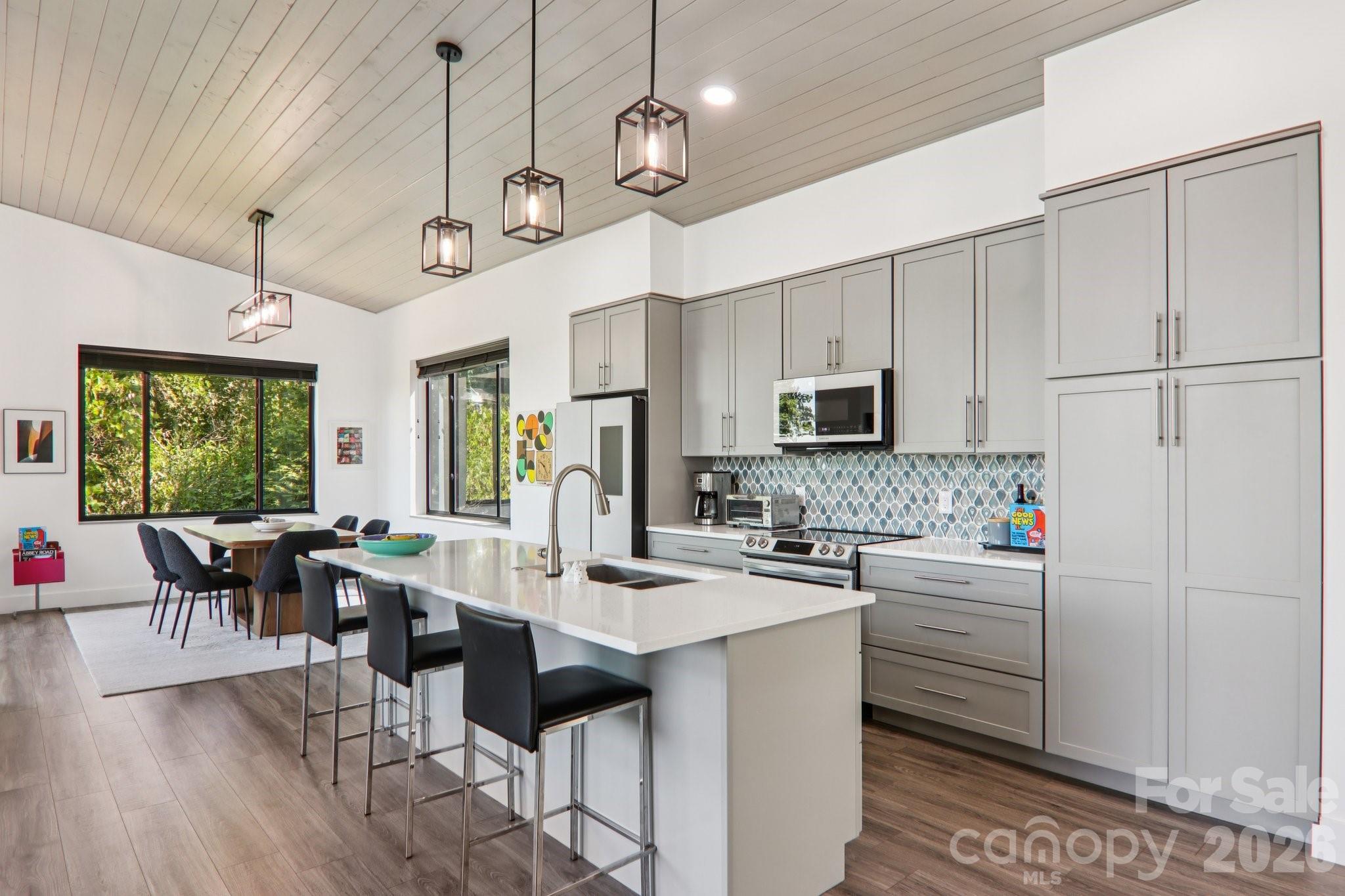55 Laurel Spring Lane — Hendersonville