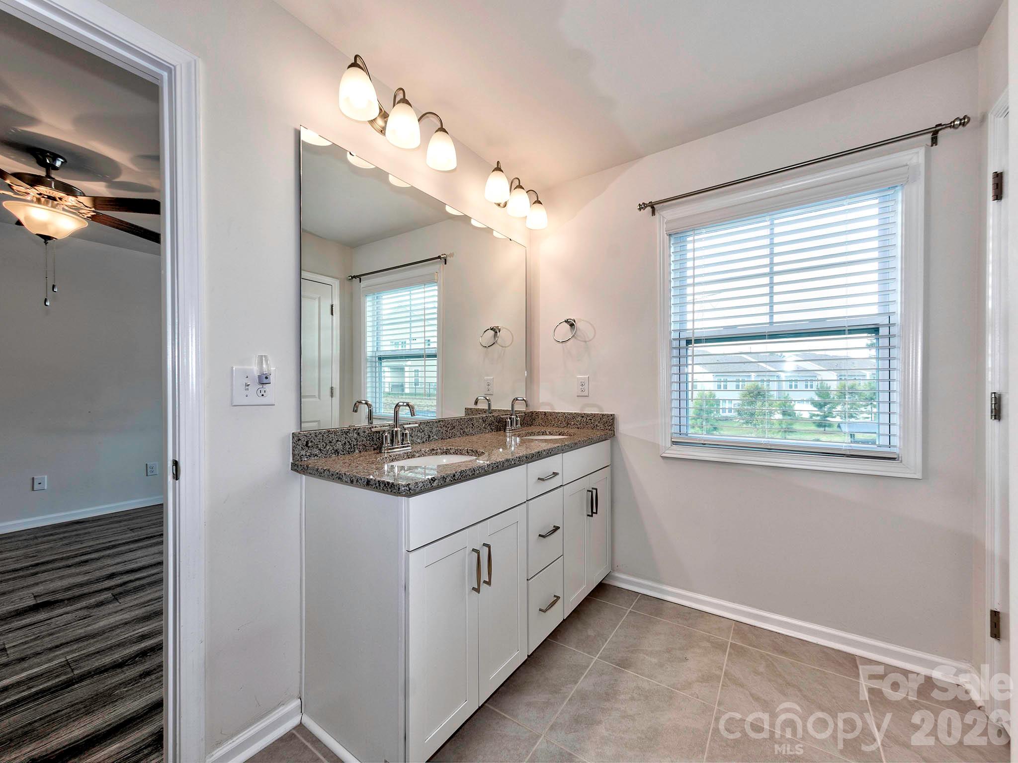 915 Emma Kate Court — Lake Wylie