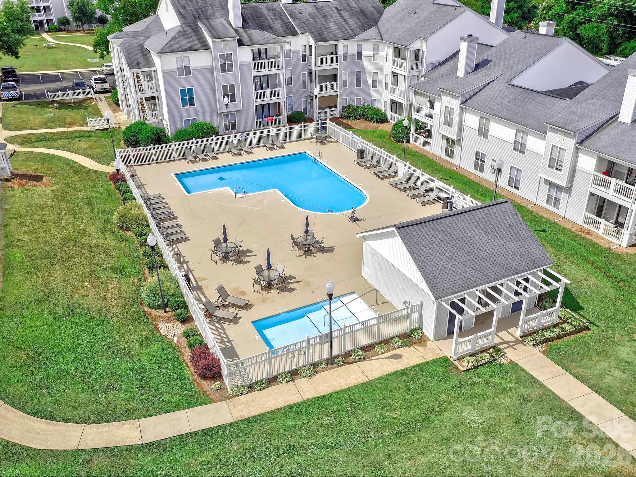 915 Emma Kate Court — Lake Wylie