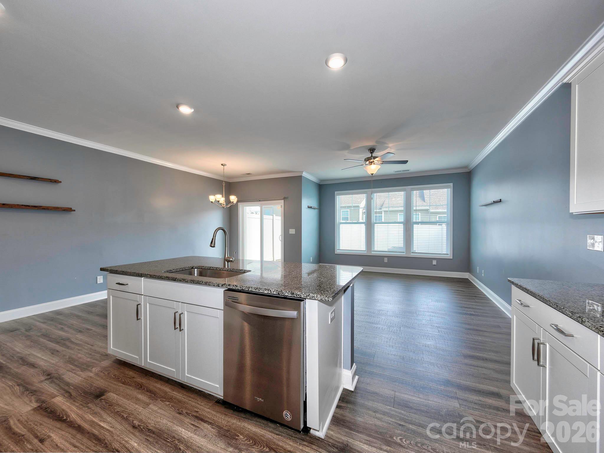 915 Emma Kate Court — Lake Wylie
