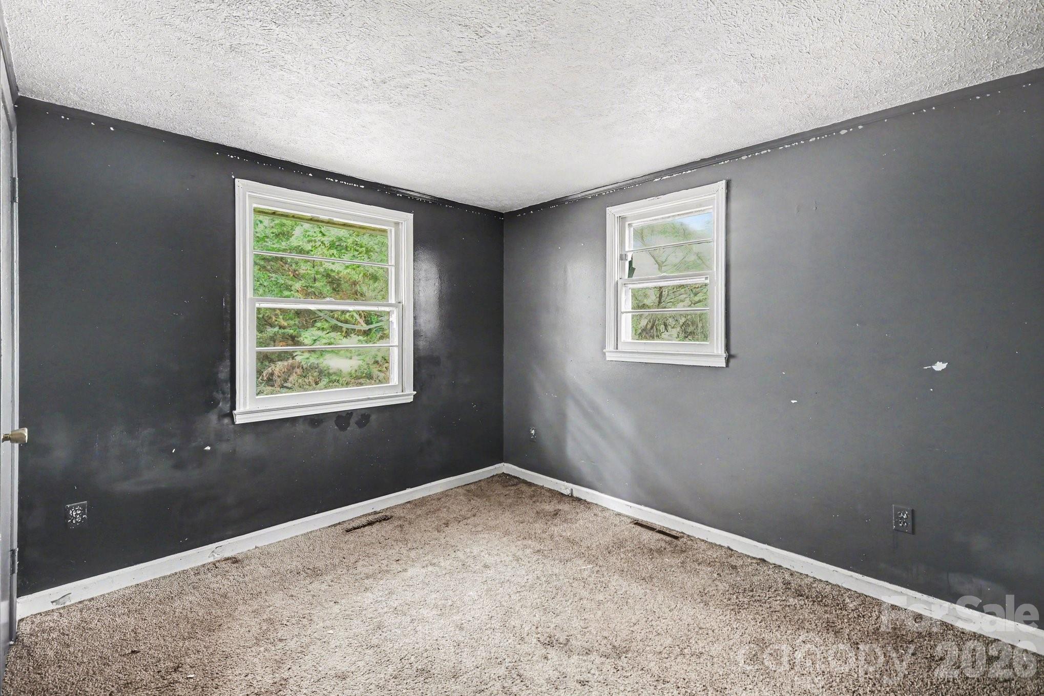 607 Texas Trail — Dallas