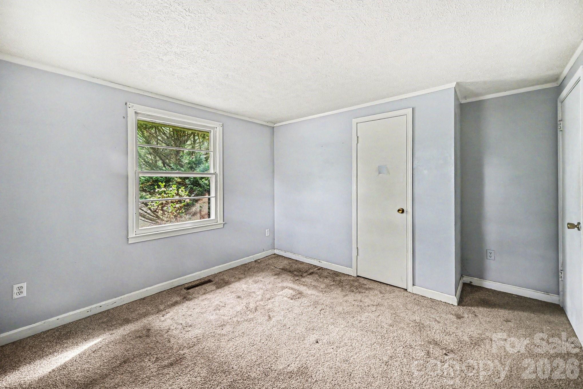 607 Texas Trail — Dallas