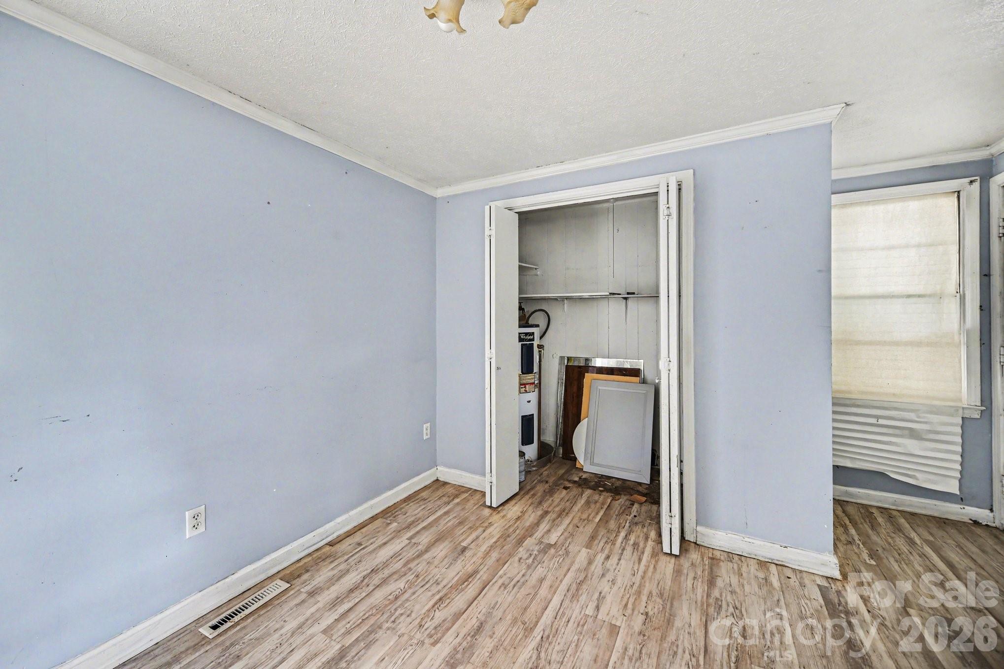 607 Texas Trail — Dallas