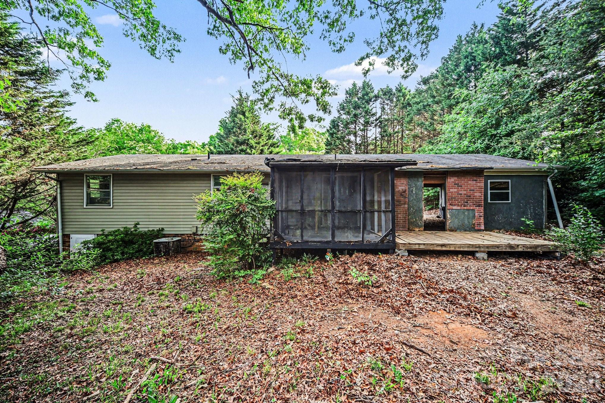 607 Texas Trail — Dallas