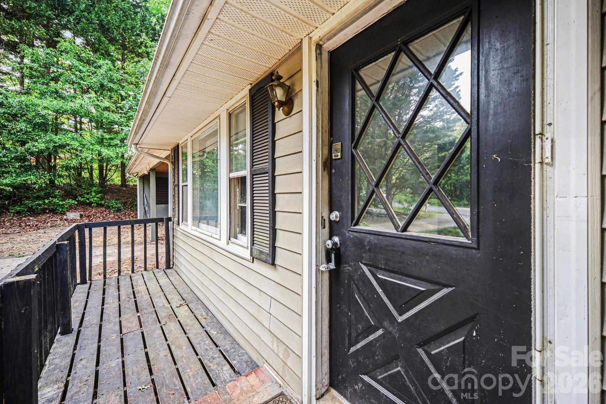 607 Texas Trail — Dallas