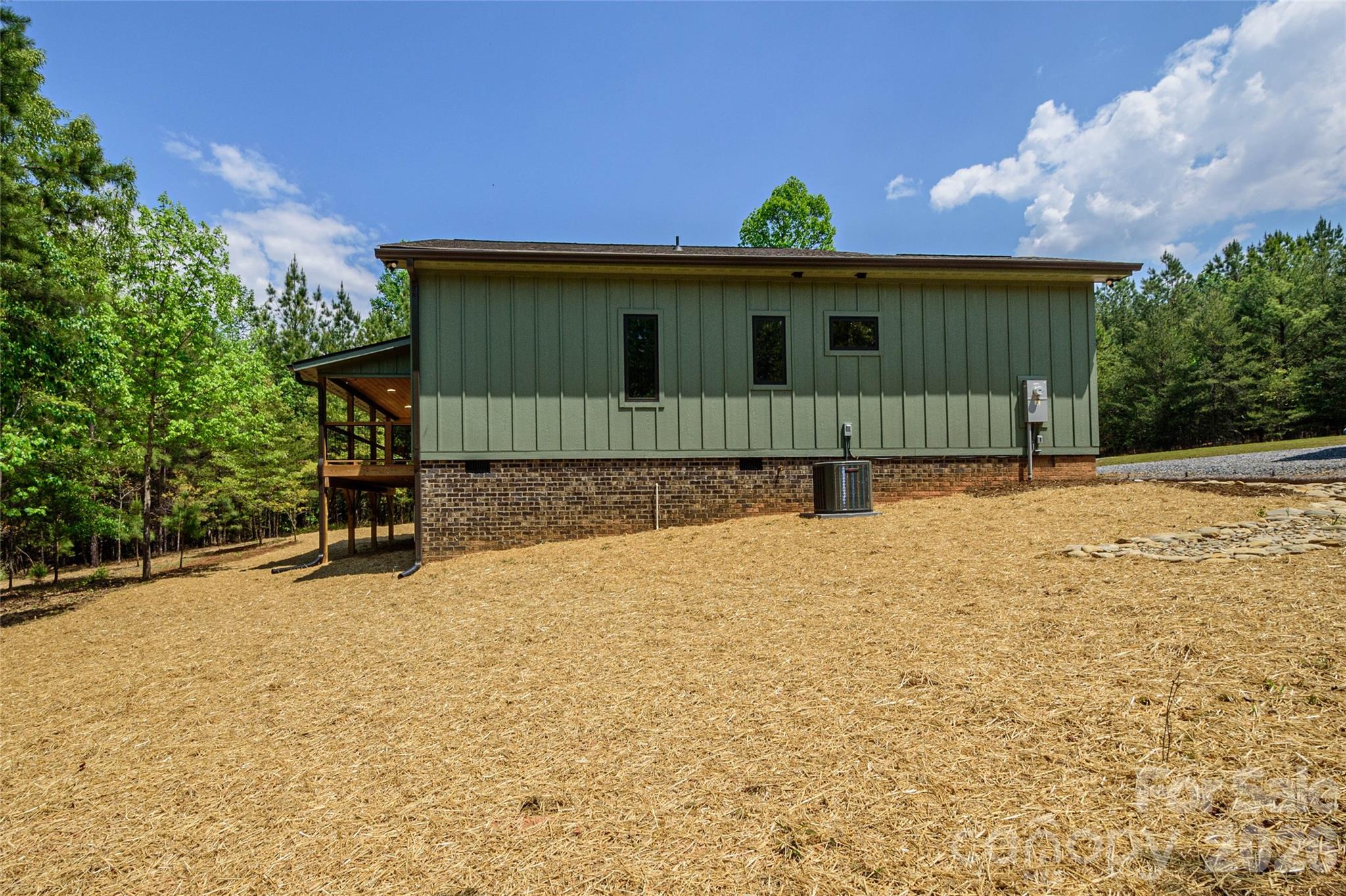 107 N Dakota Drive — Rutherfordton