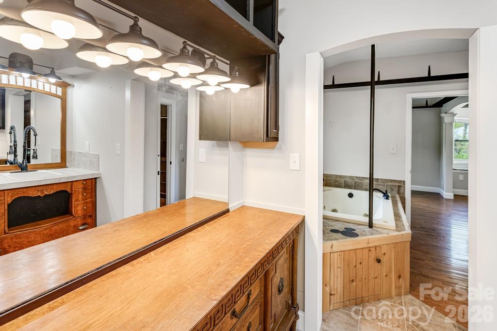 2629 Soco Road — Maggie Valley