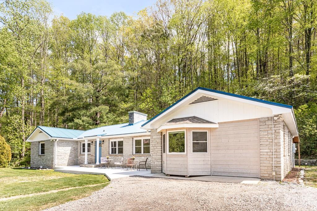 2629 Soco Road — Maggie Valley