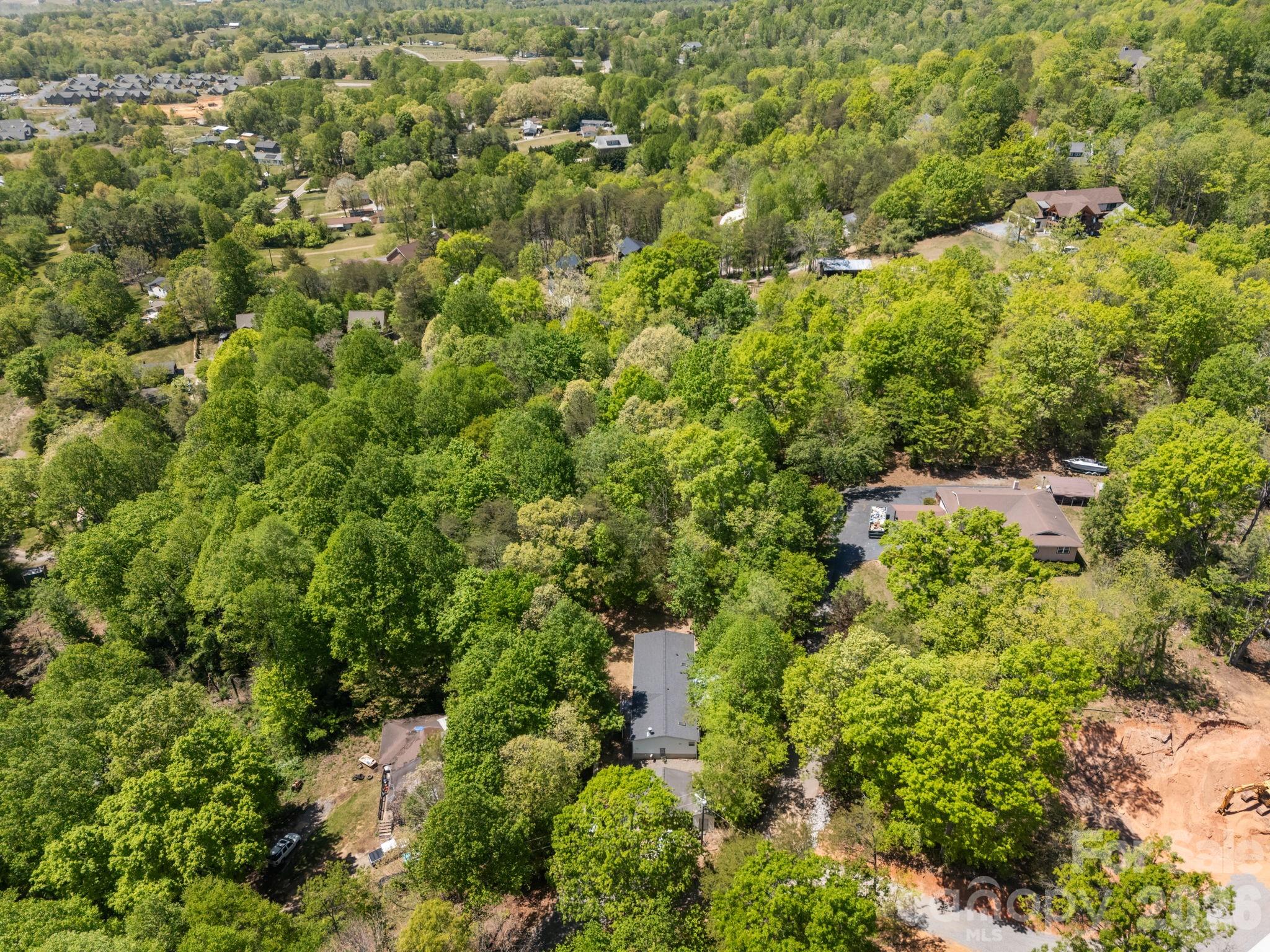 25 Weaver Lane — Black Mountain