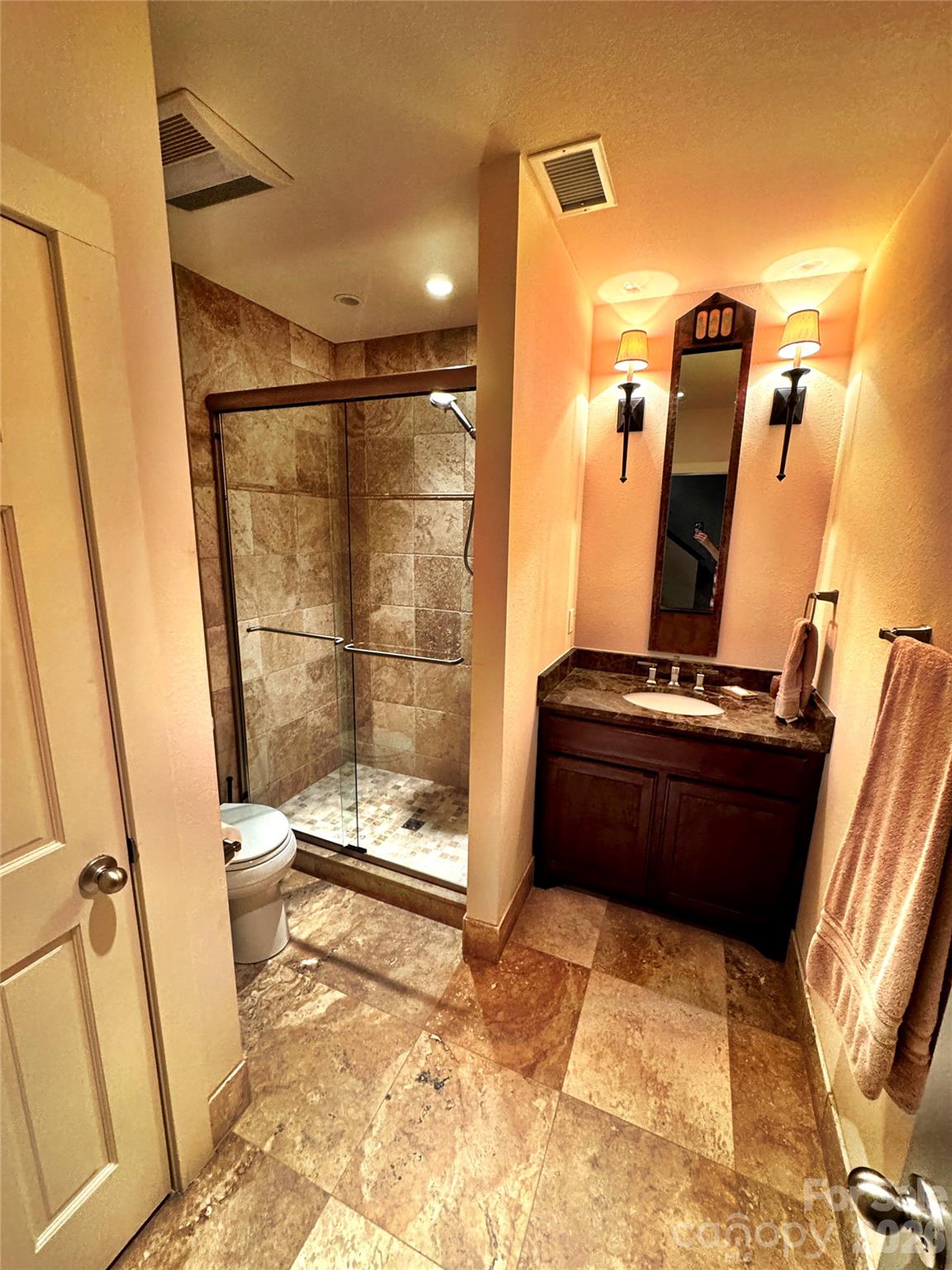 337 Rhododendron Lane — Burnsville