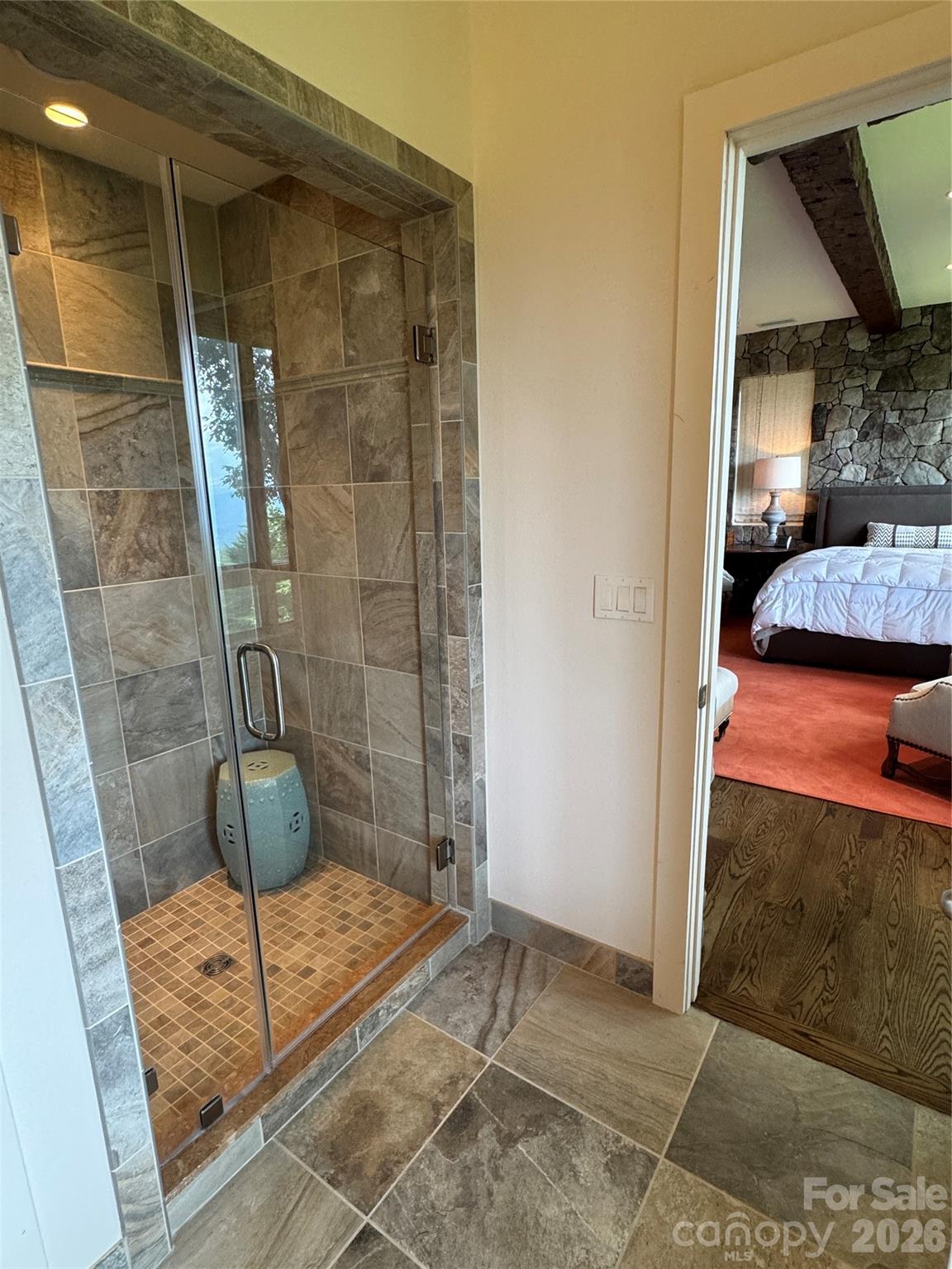 337 Rhododendron Lane — Burnsville