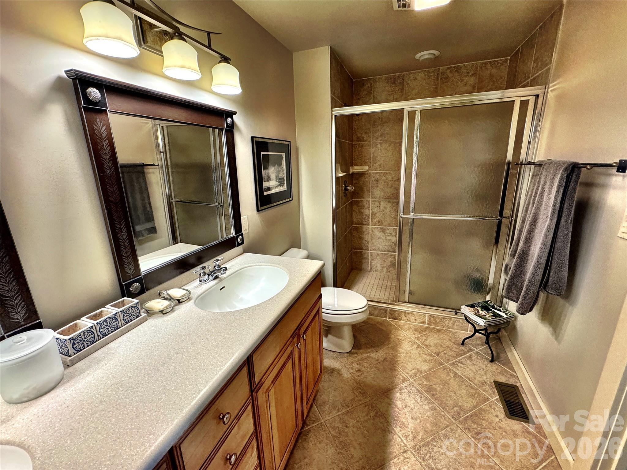 337 Rhododendron Lane — Burnsville