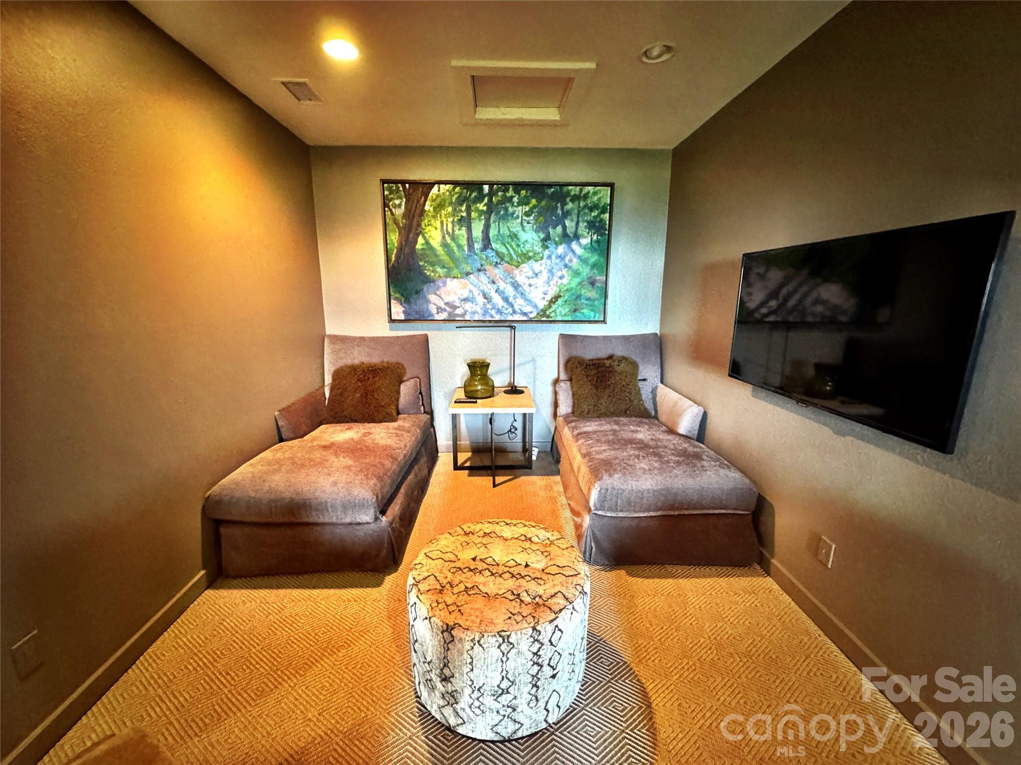337 Rhododendron Lane — Burnsville