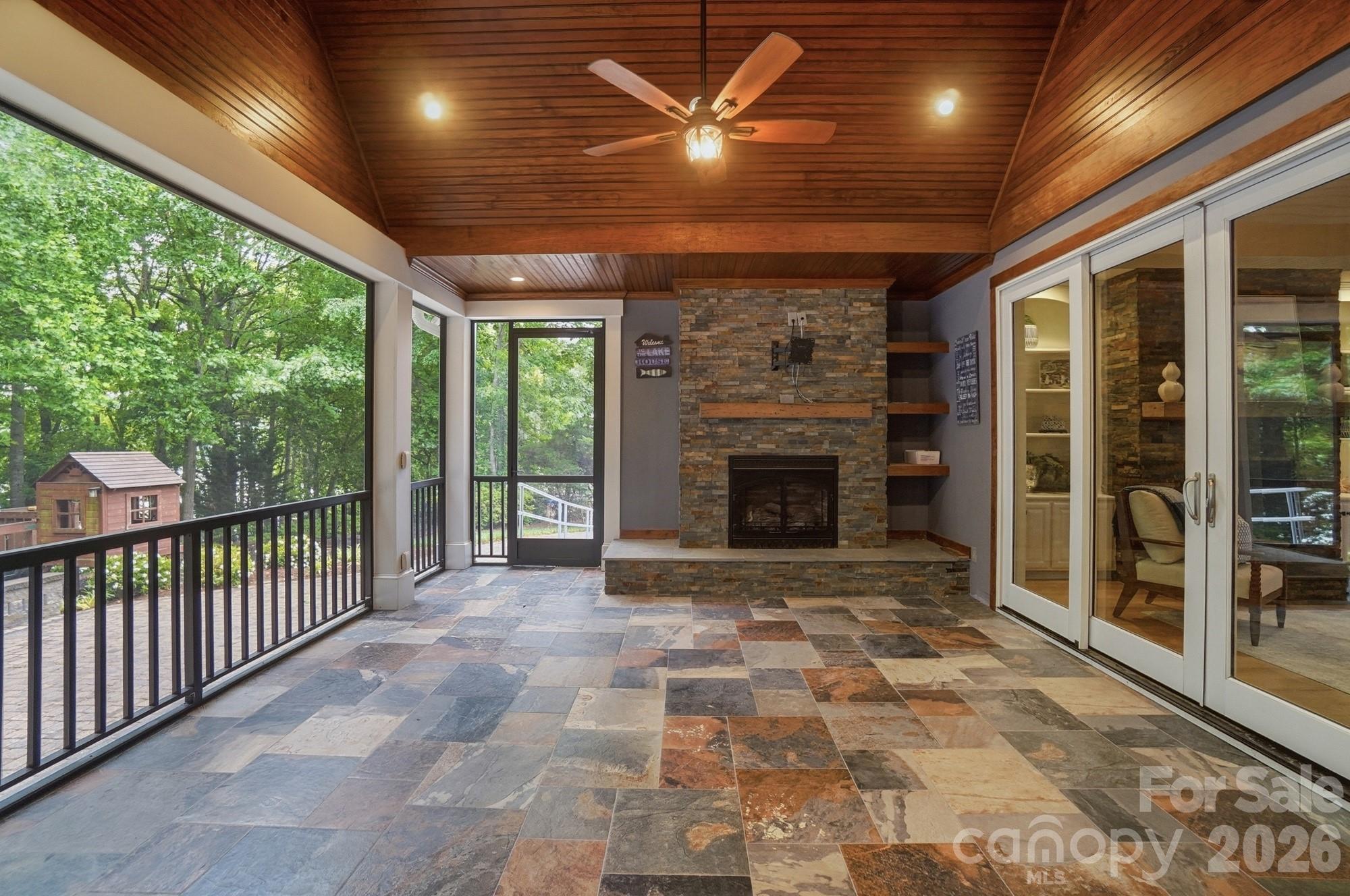 221 Whiterock Drive — Mount Holly