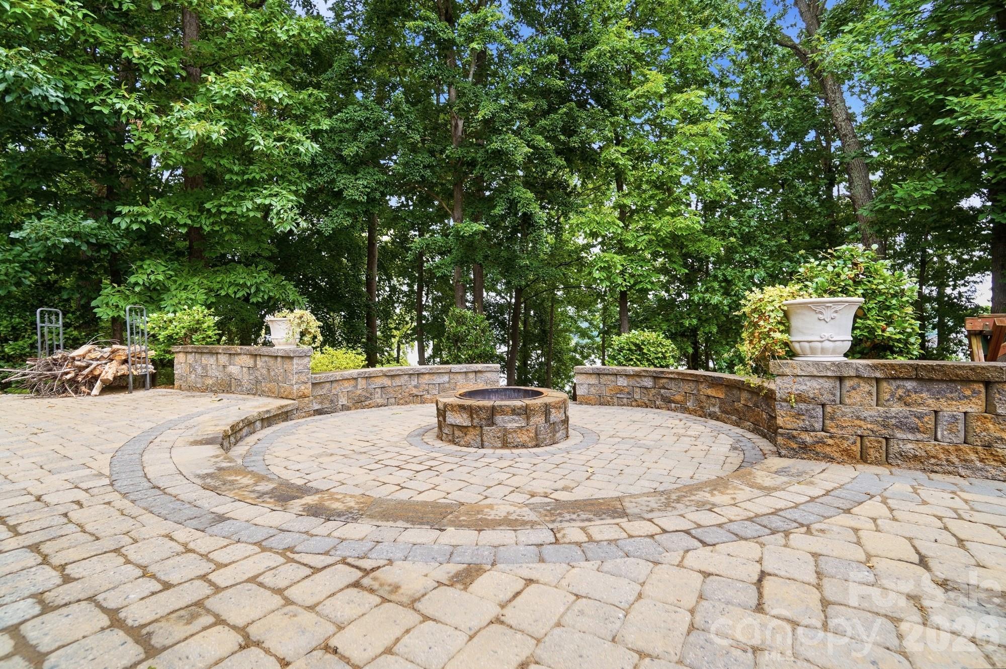 221 Whiterock Drive — Mount Holly