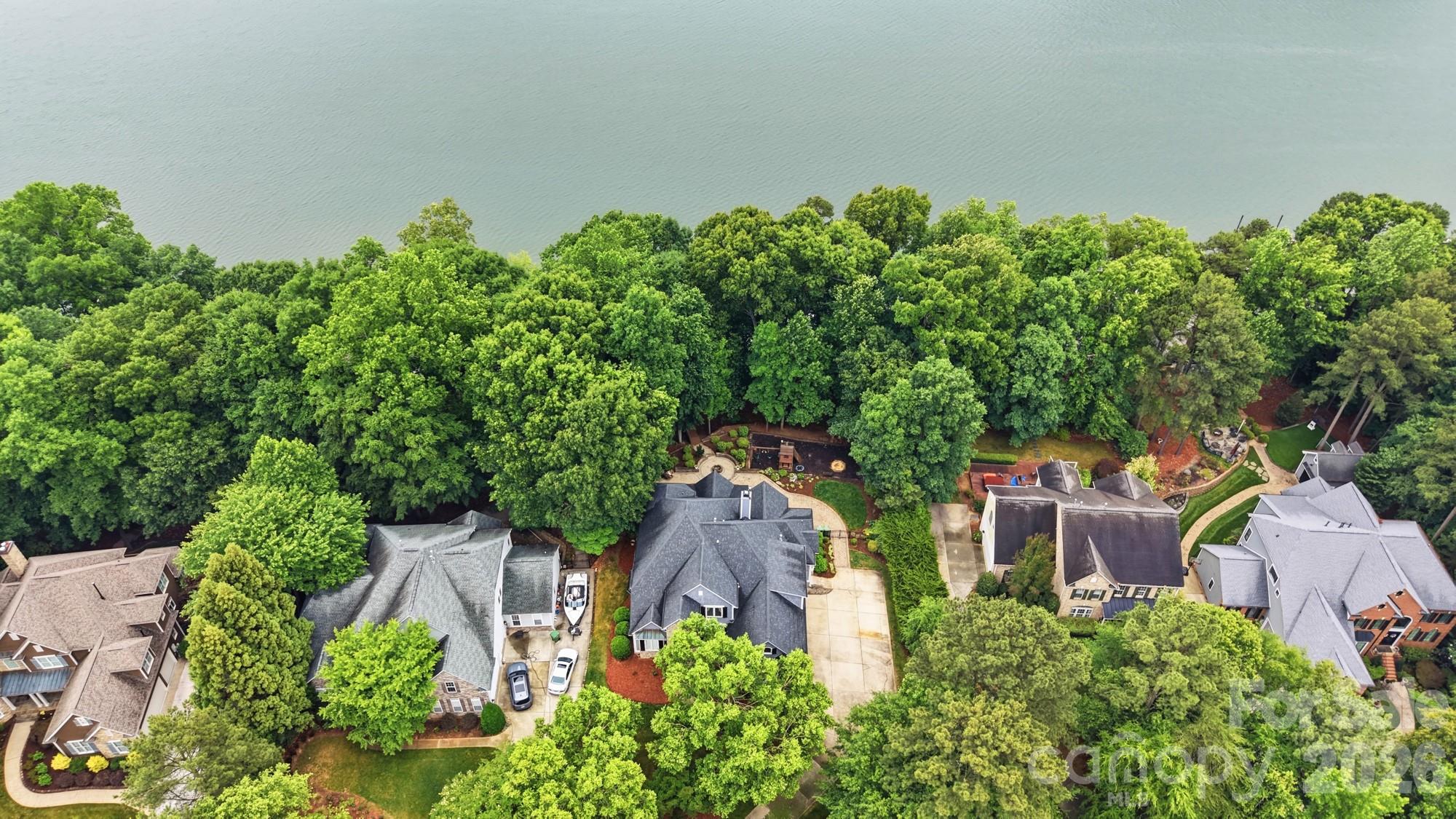 221 Whiterock Drive — Mount Holly