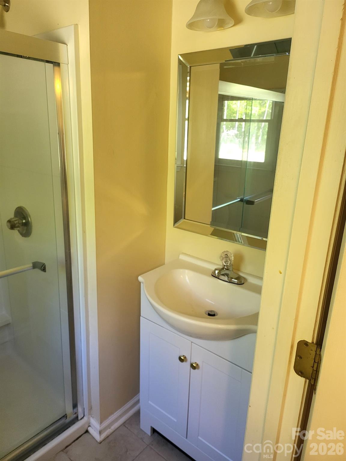 1022 Balsam Terrace — Charlotte