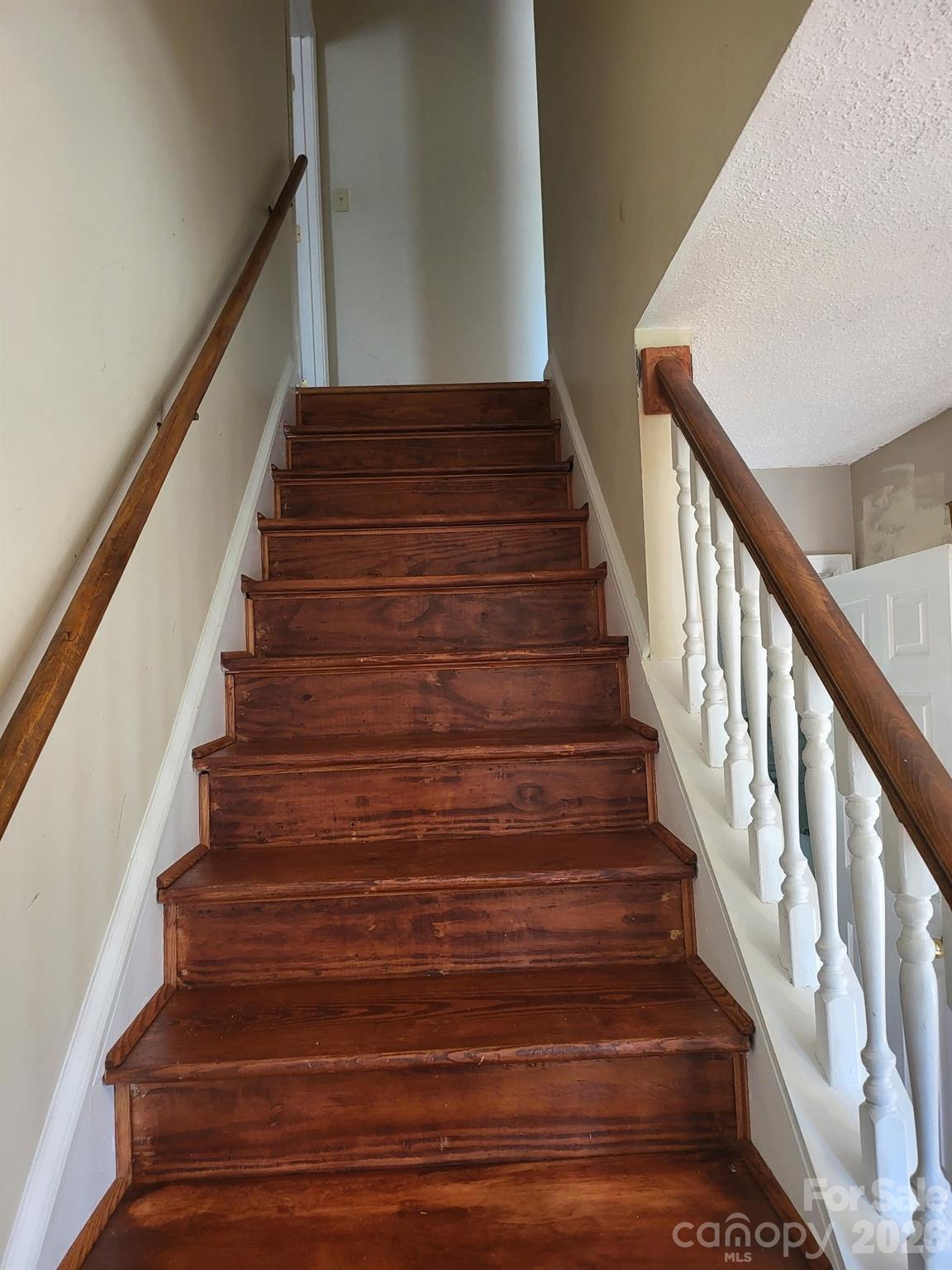 1022 Balsam Terrace — Charlotte