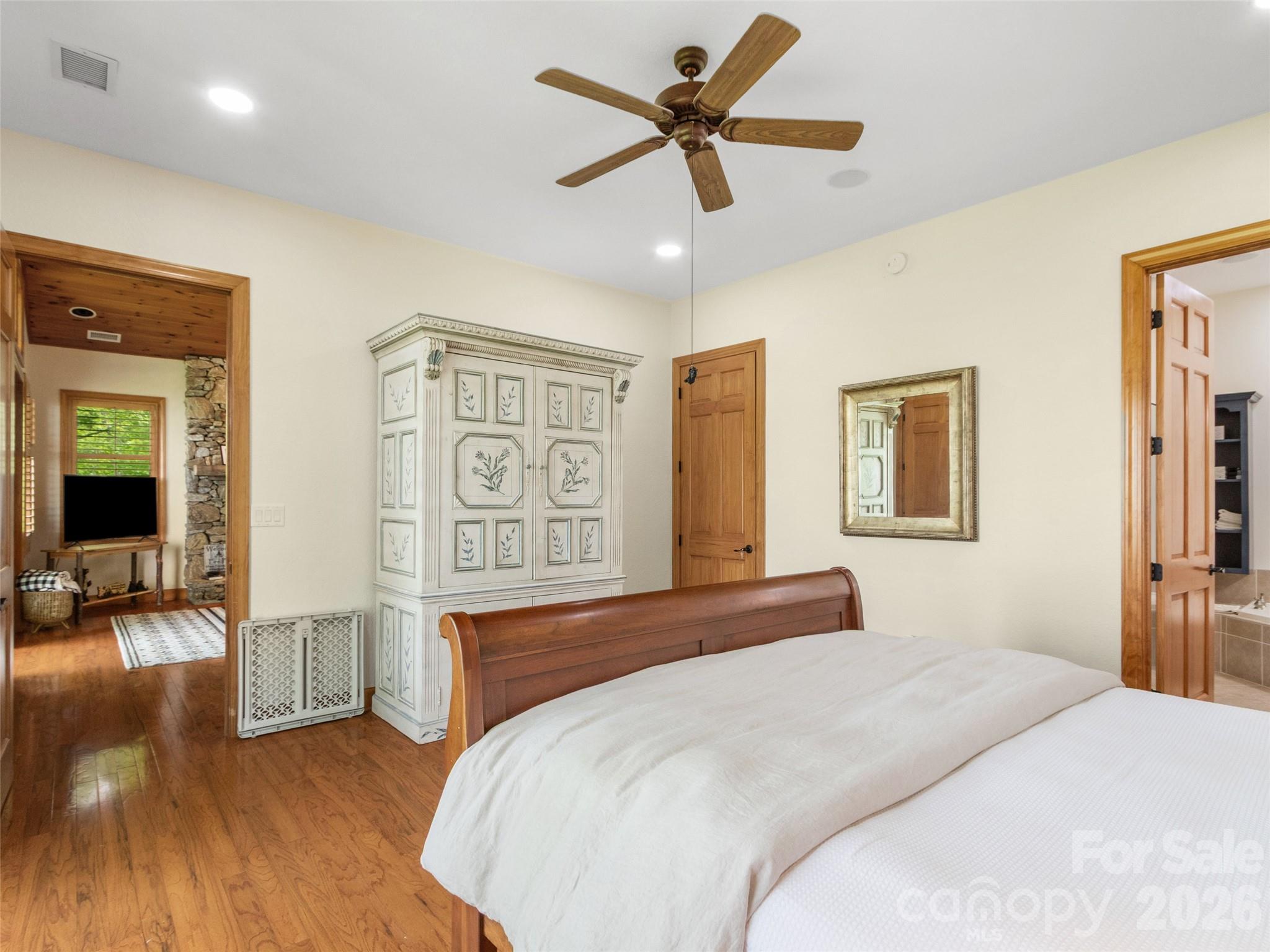 266 Sunset Point Road #B2 — Burnsville