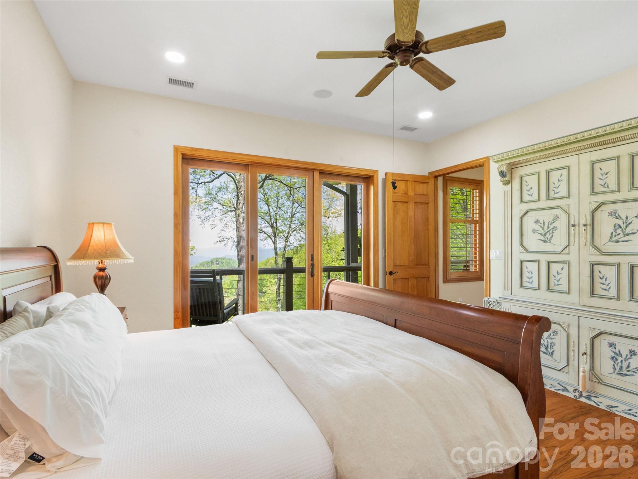 266 Sunset Point Road #B2 — Burnsville