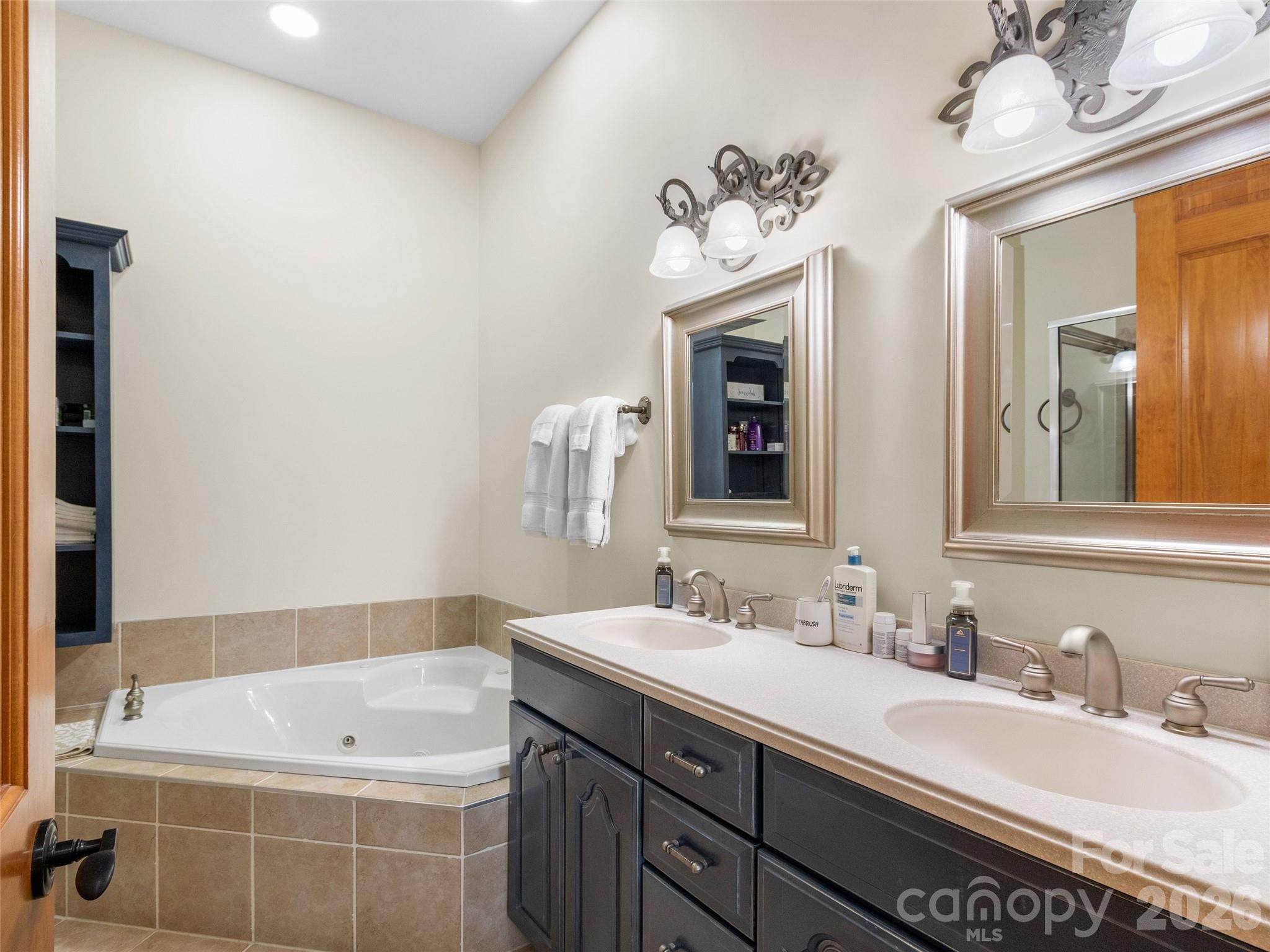 266 Sunset Point Road #B2 — Burnsville