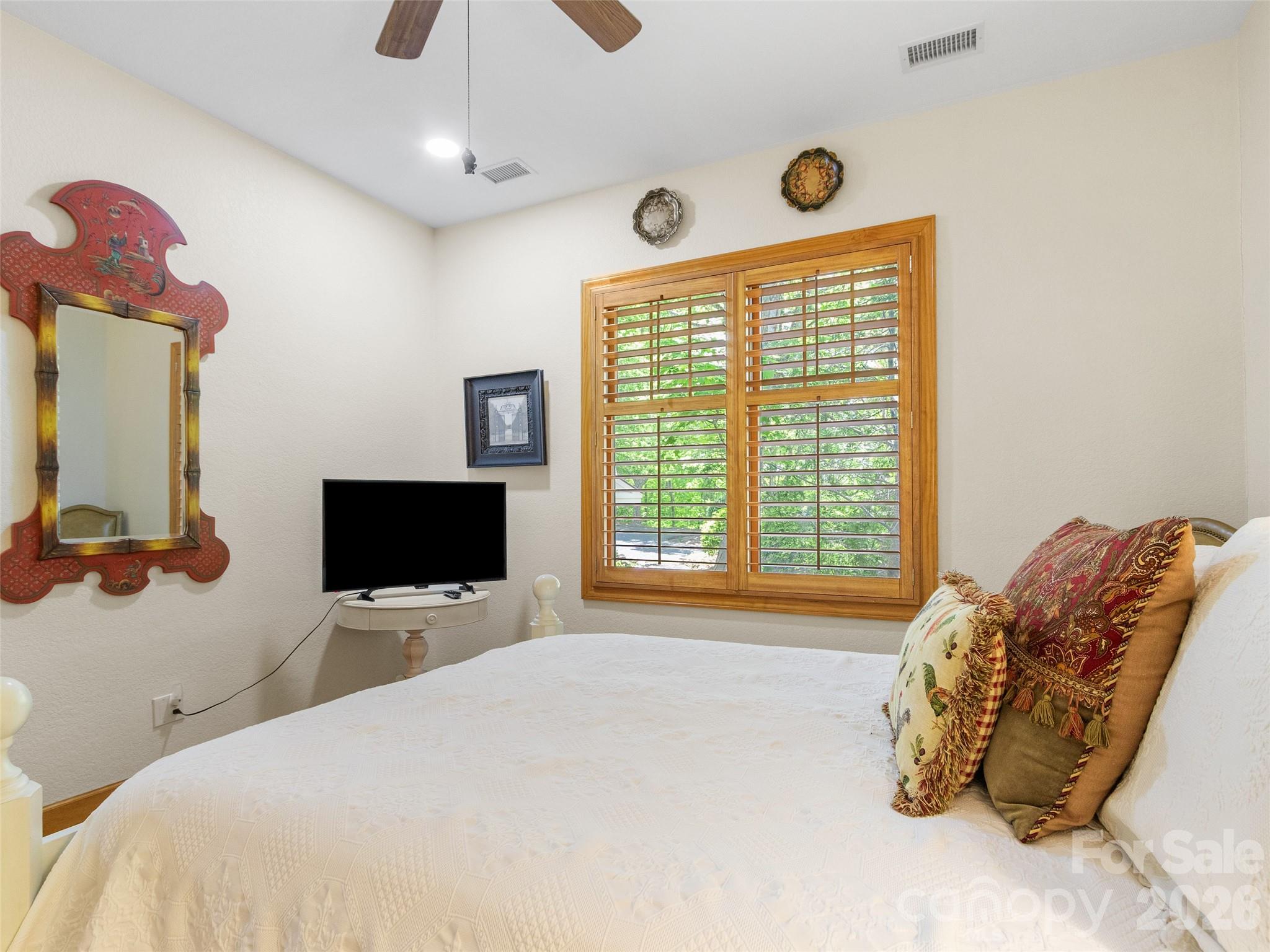 266 Sunset Point Road #B2 — Burnsville