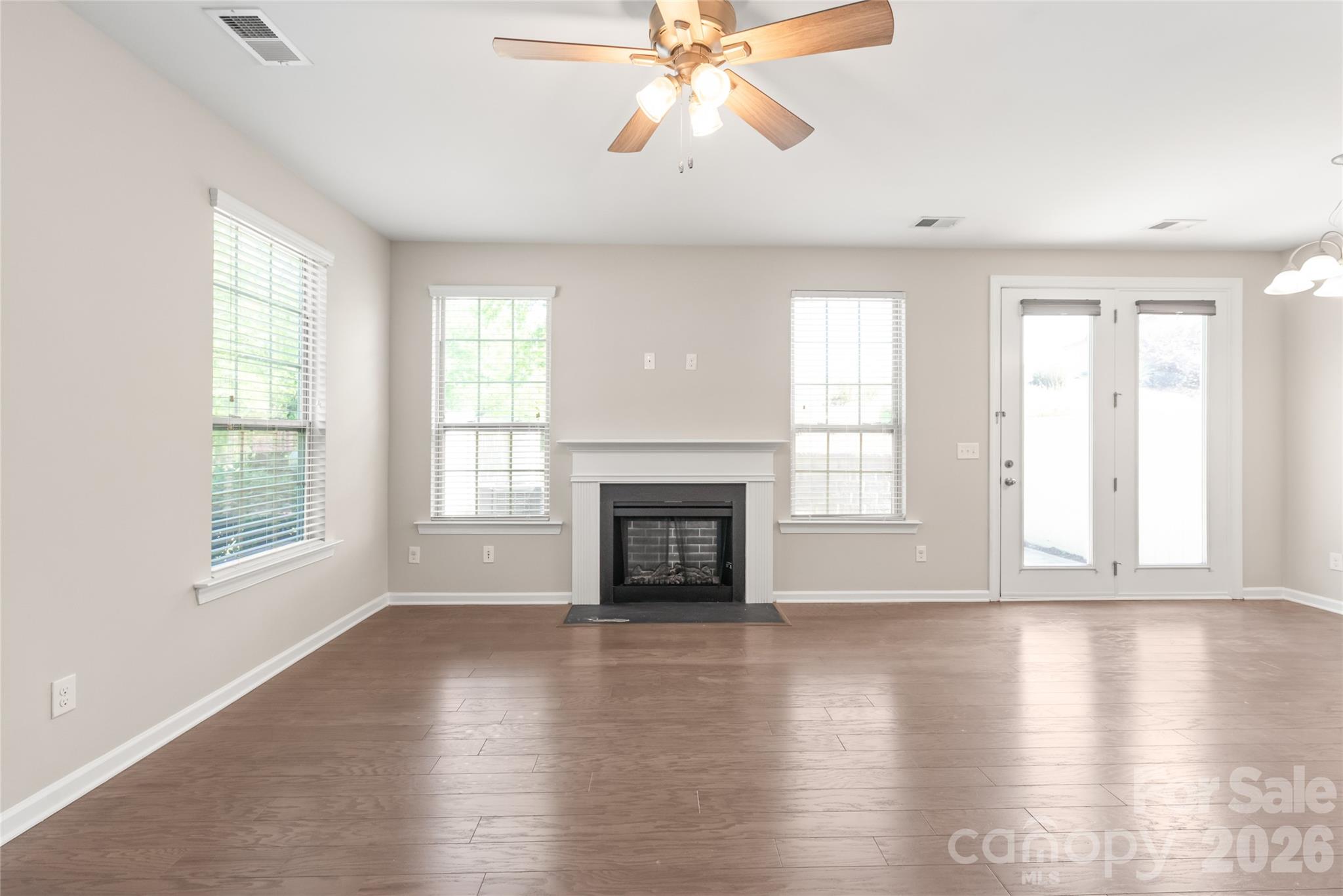 5662 Stonewells Drive — Charlotte