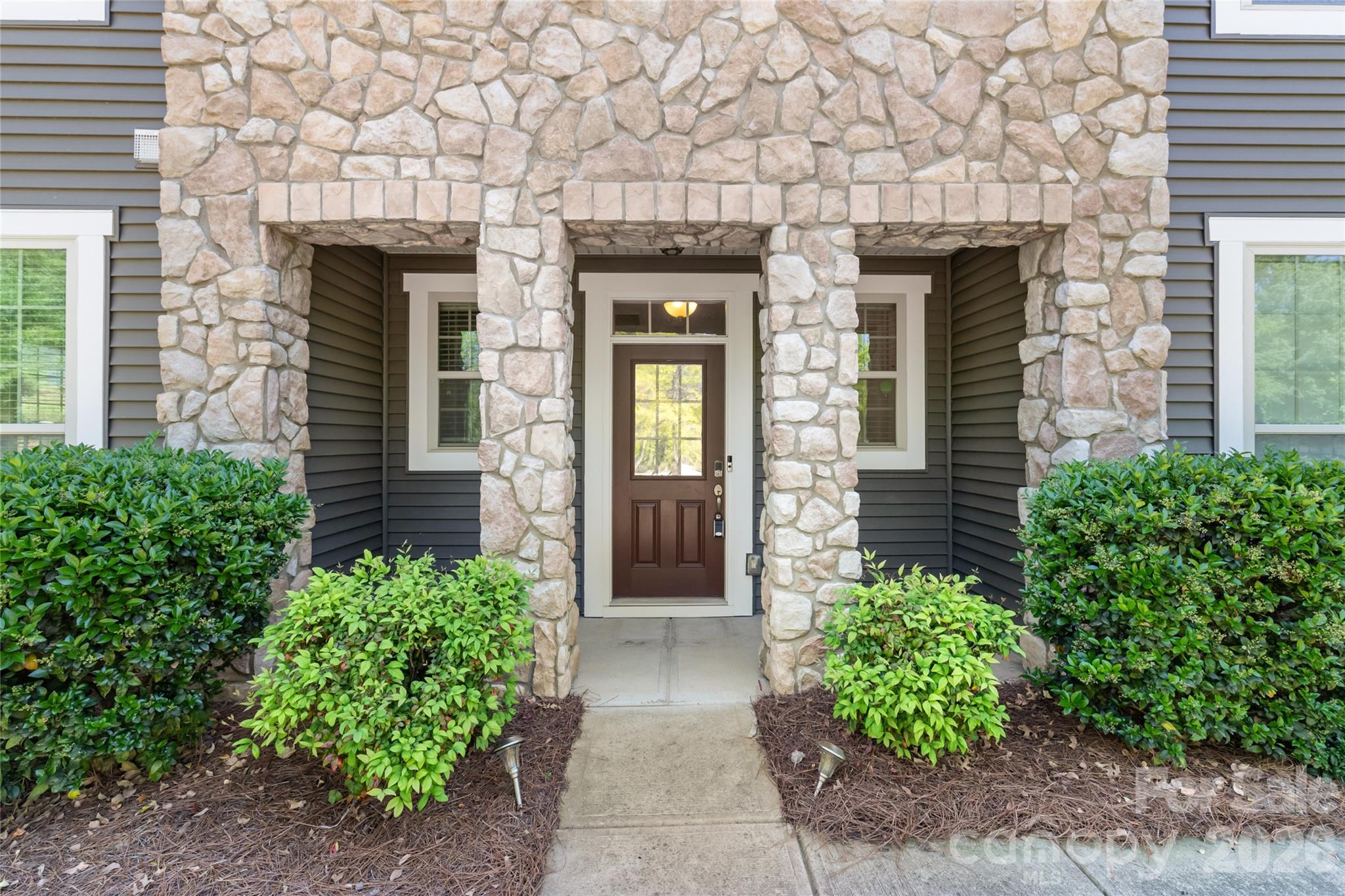5662 Stonewells Drive — Charlotte