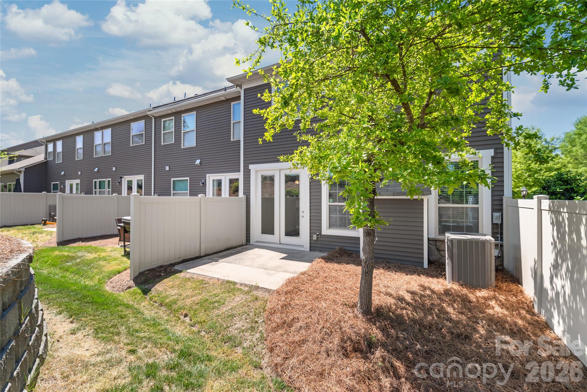 5662 Stonewells Drive — Charlotte