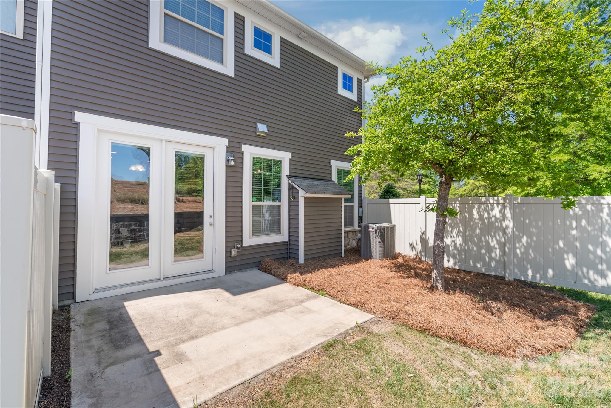 5662 Stonewells Drive — Charlotte