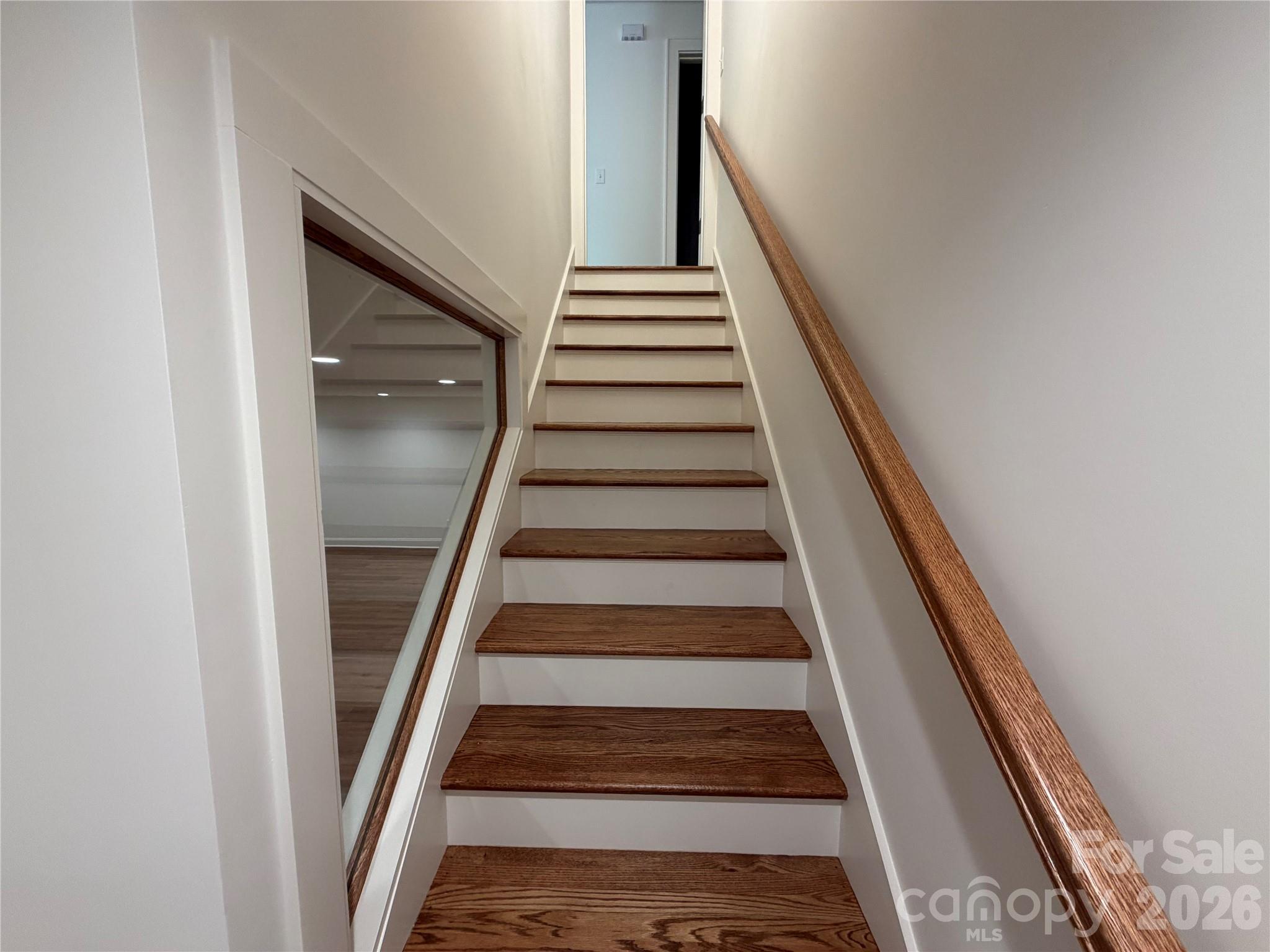 316 Big Raven Lane — Saluda