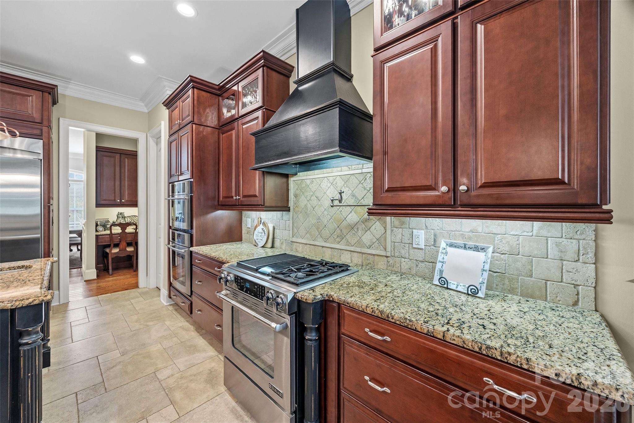 222 Lord Dunluce Street — Rock Hill