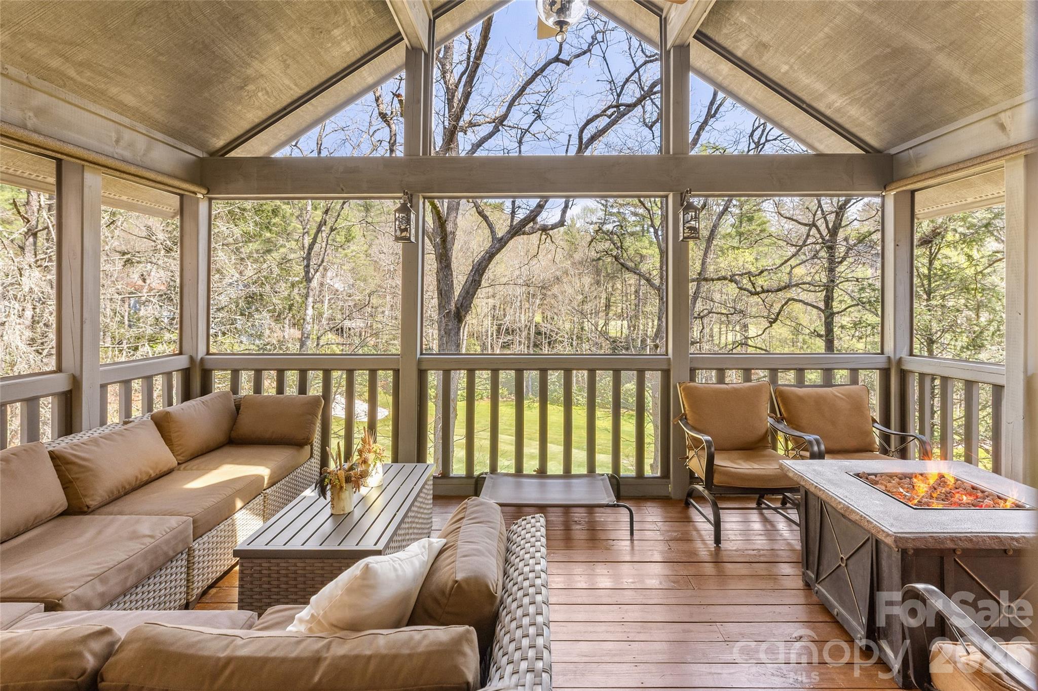 111 River Park Villas Drive — Sapphire