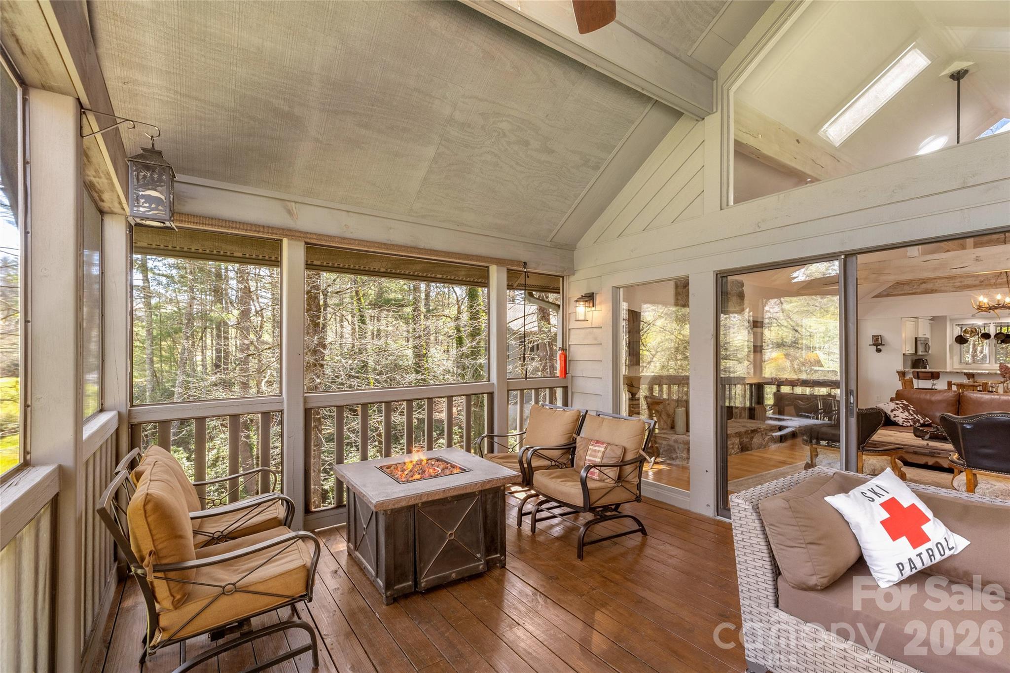 111 River Park Villas Drive — Sapphire
