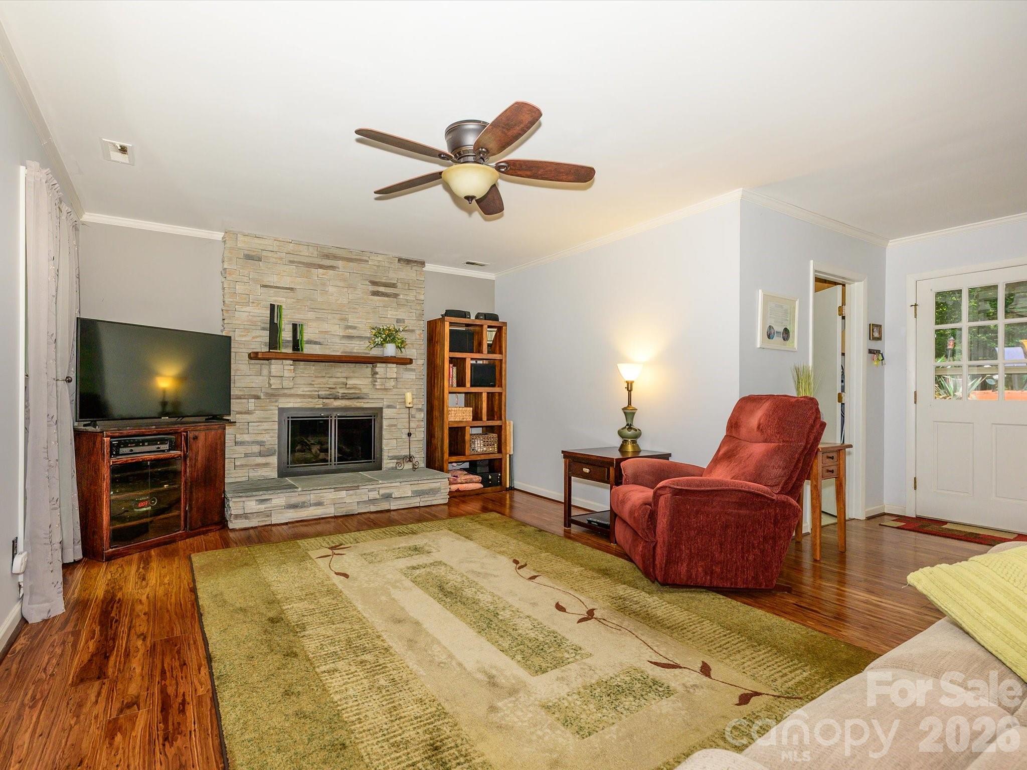 9607 Riddick Place — Matthews