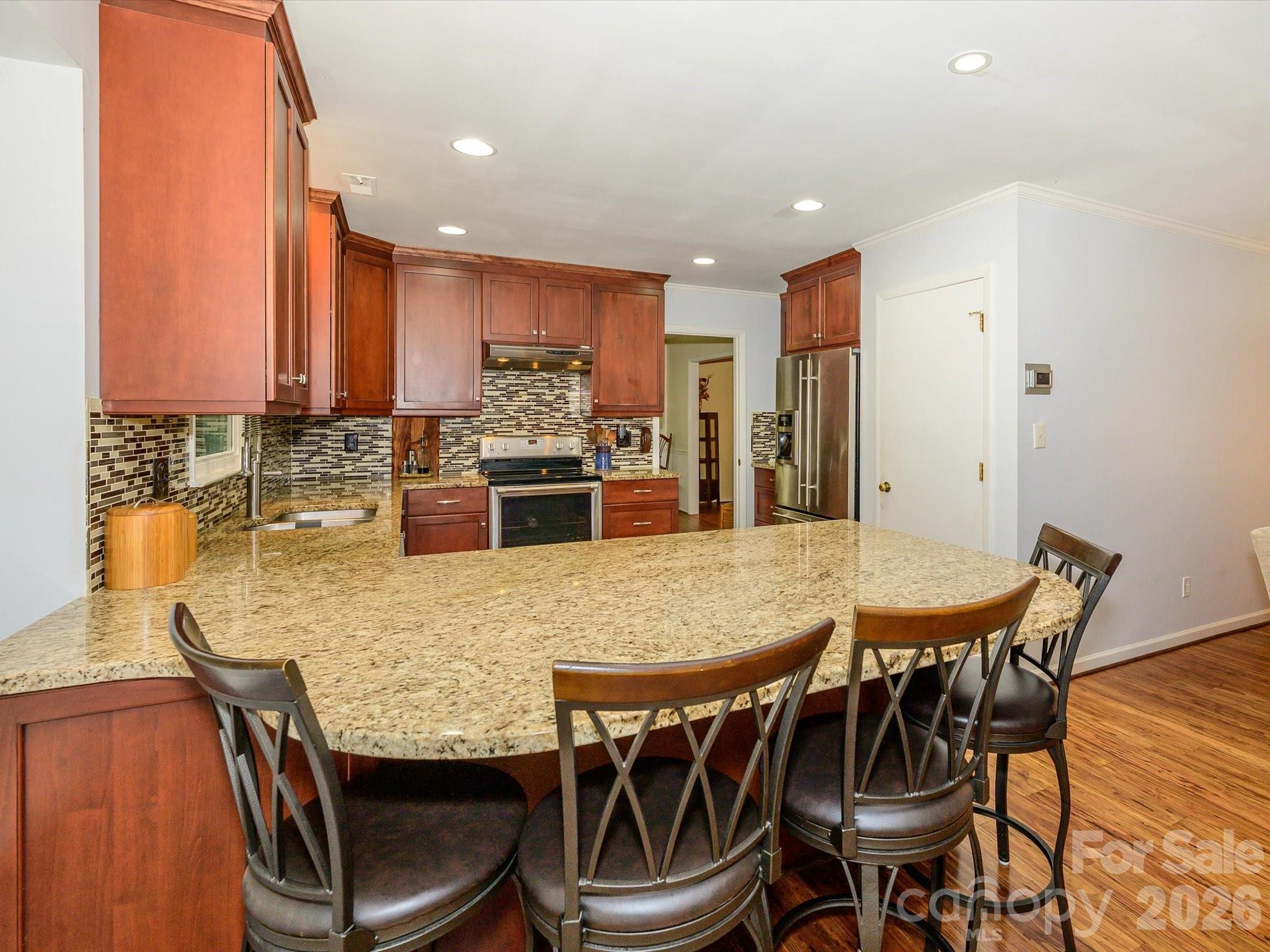 9607 Riddick Place — Matthews