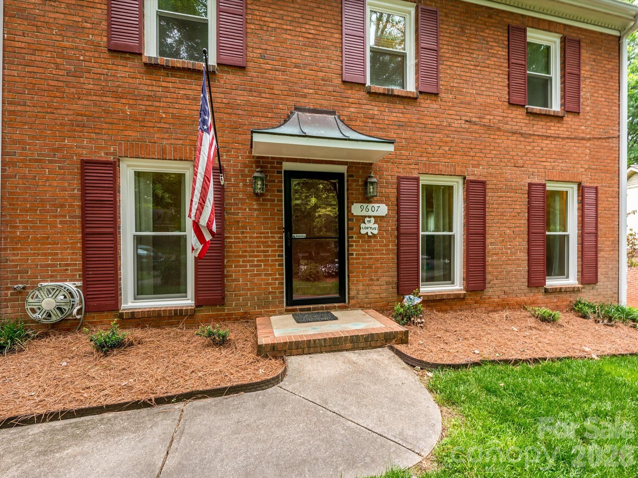 9607 Riddick Place — Matthews