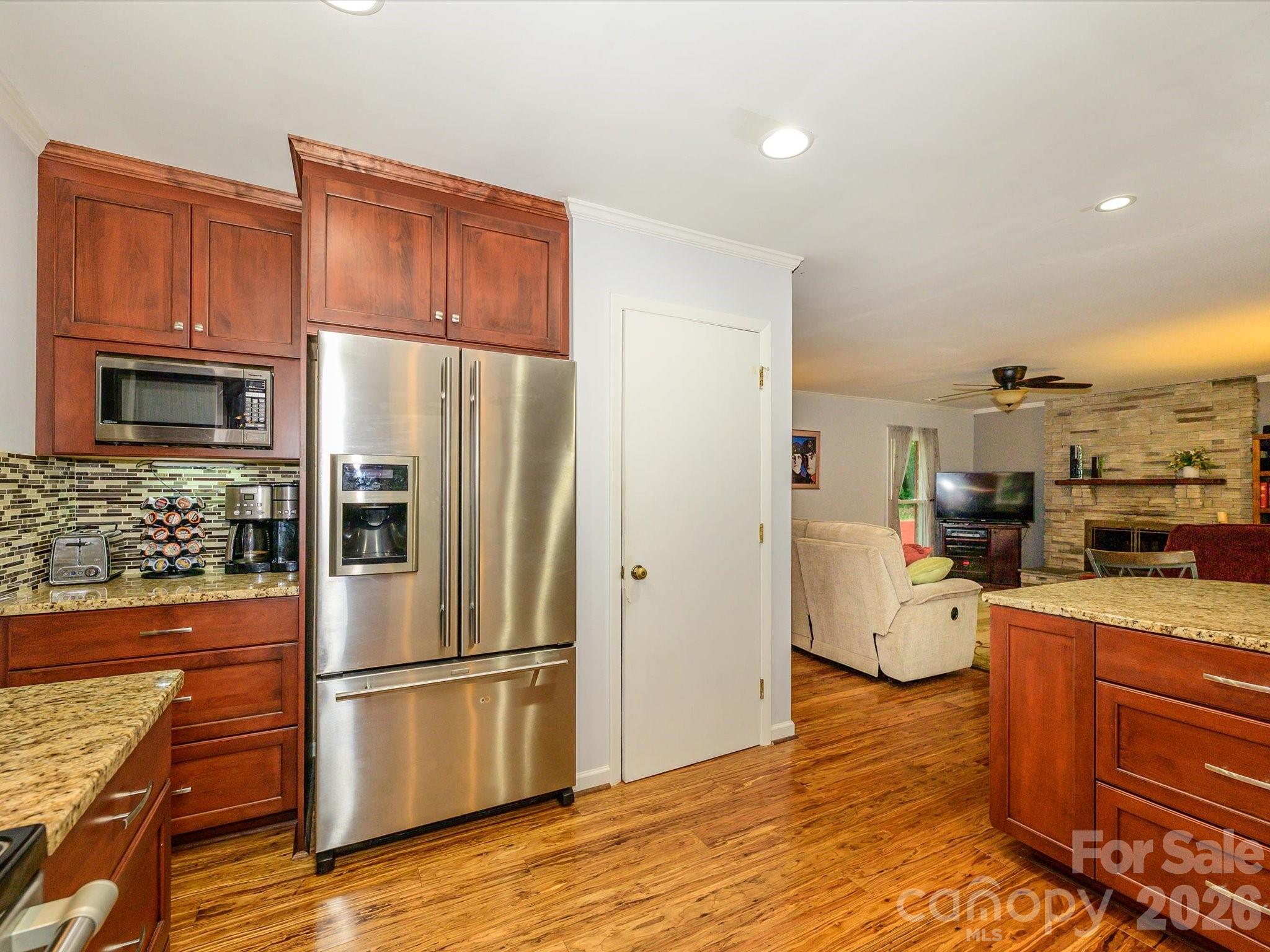 9607 Riddick Place — Matthews