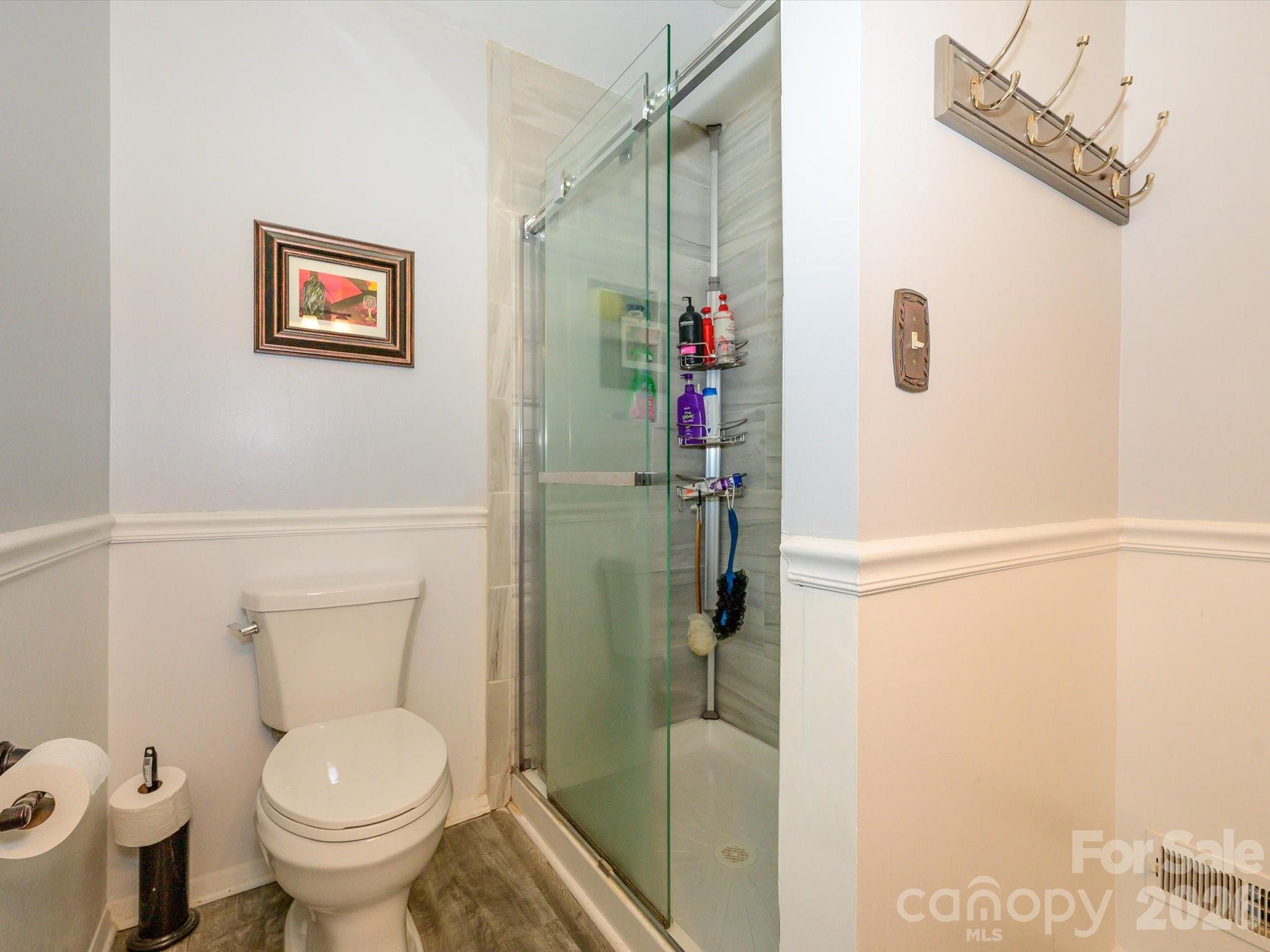 9607 Riddick Place — Matthews